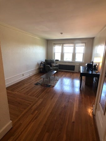 2001 Commonwealth Ave, Brighton