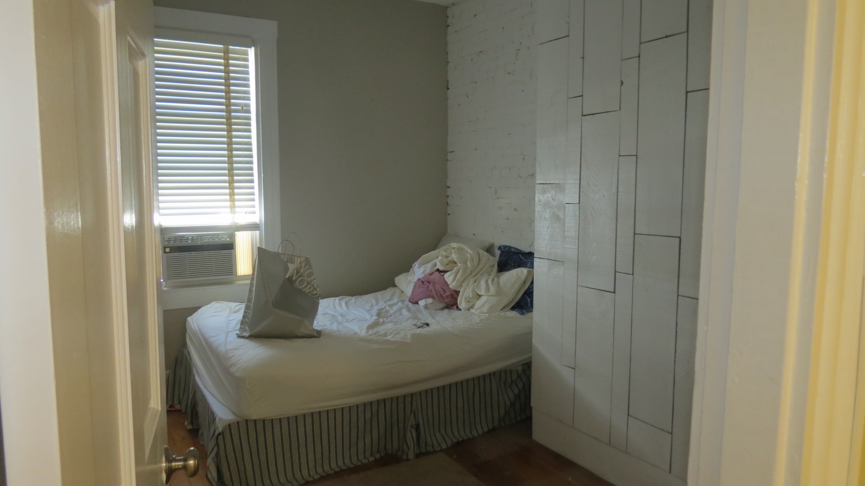 61 Gates St, South Boston