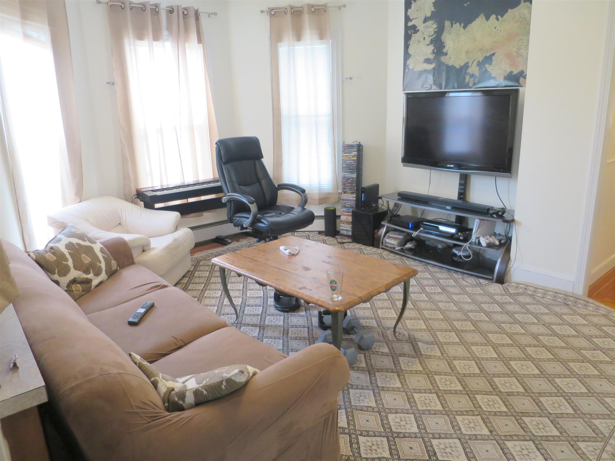 17 Cutter Ave, Davis Square