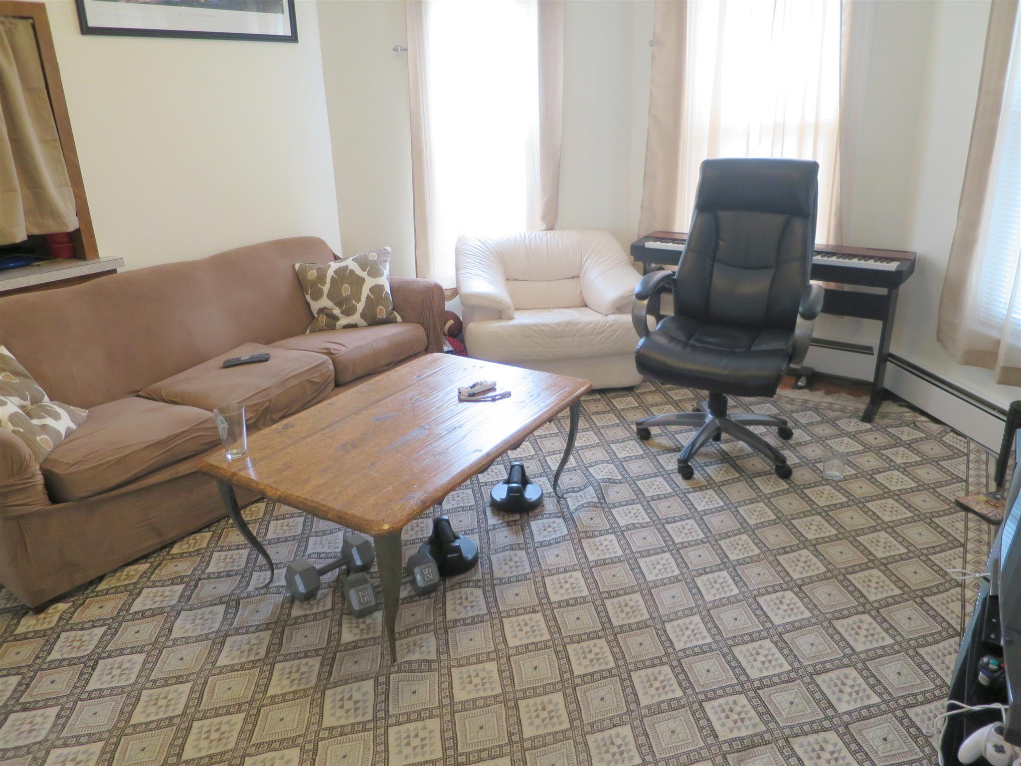 17 Cutter Ave, Davis Square