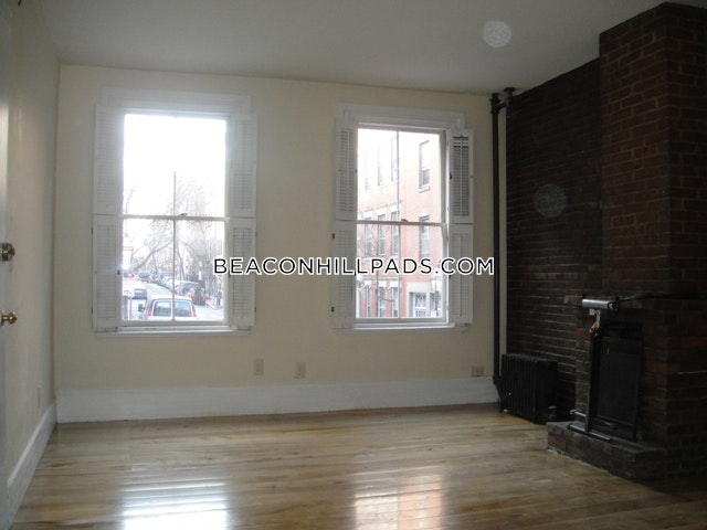 32 Irving St, Beacon Hill