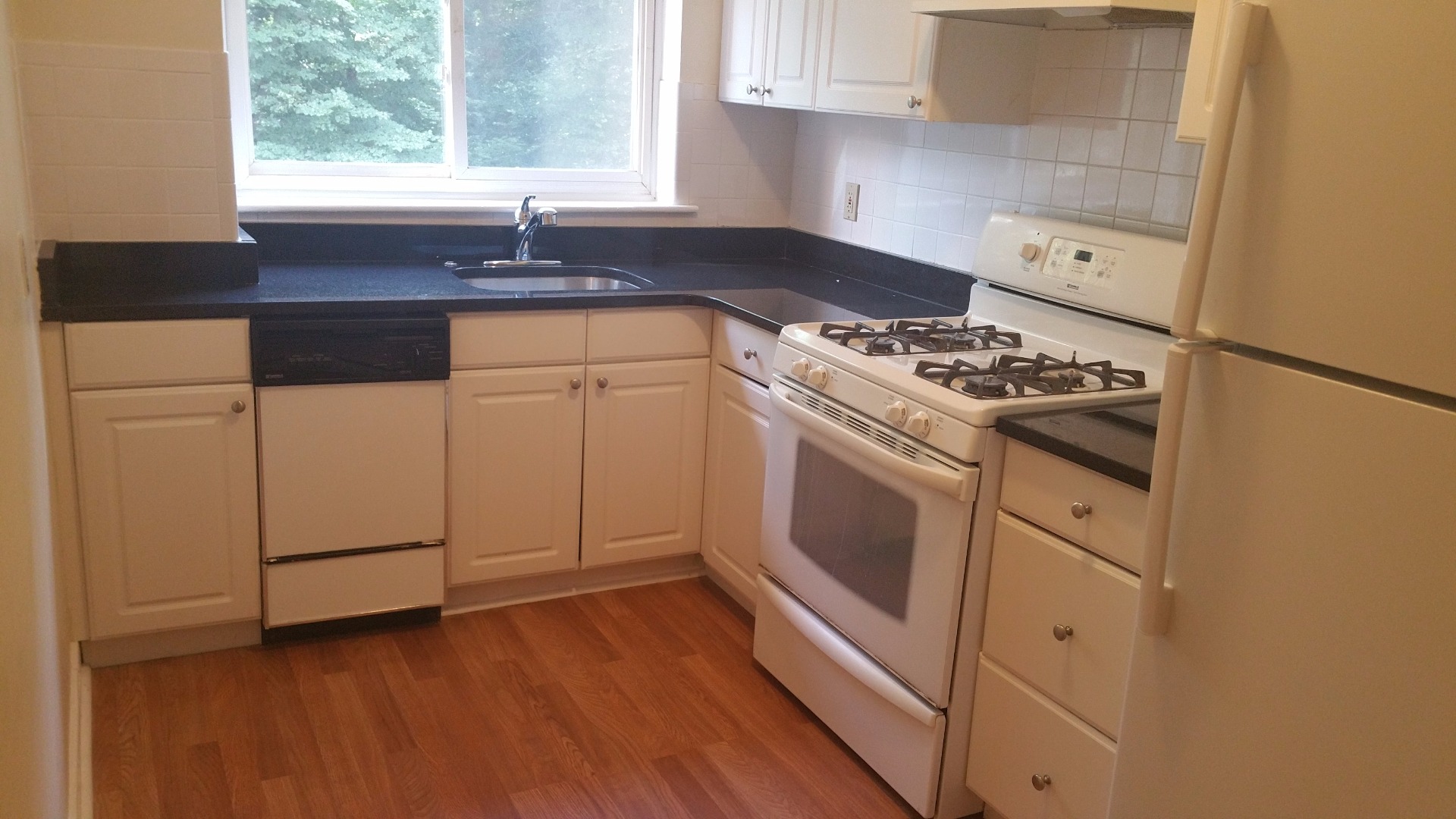 2016 Commonwealth Ave, Brighton