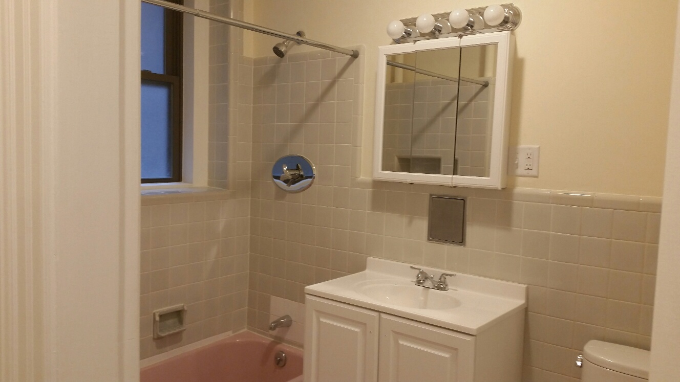 1463 Beacon St, Washington Square