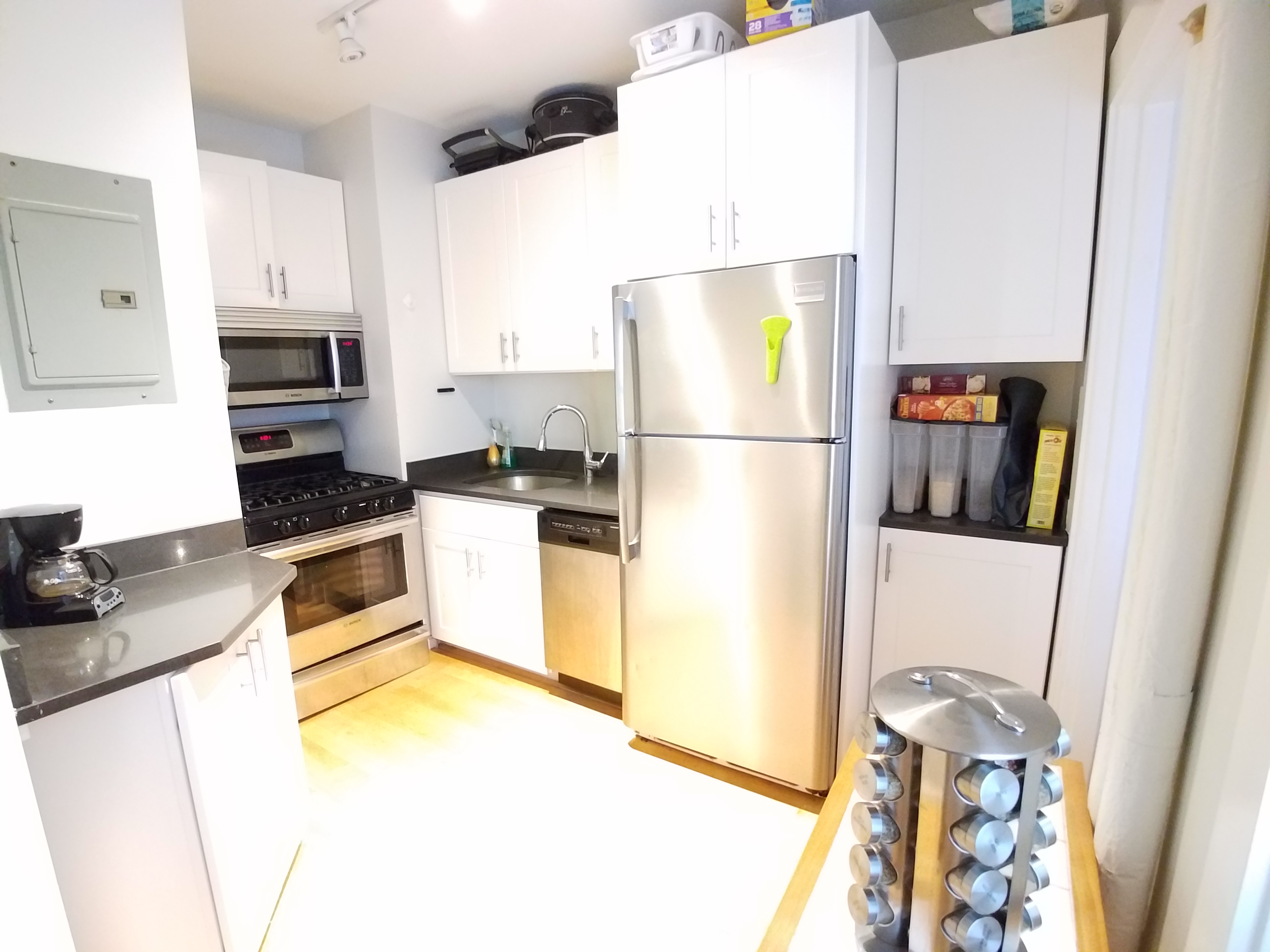 1925 Massachusetts Ave, Porter Square