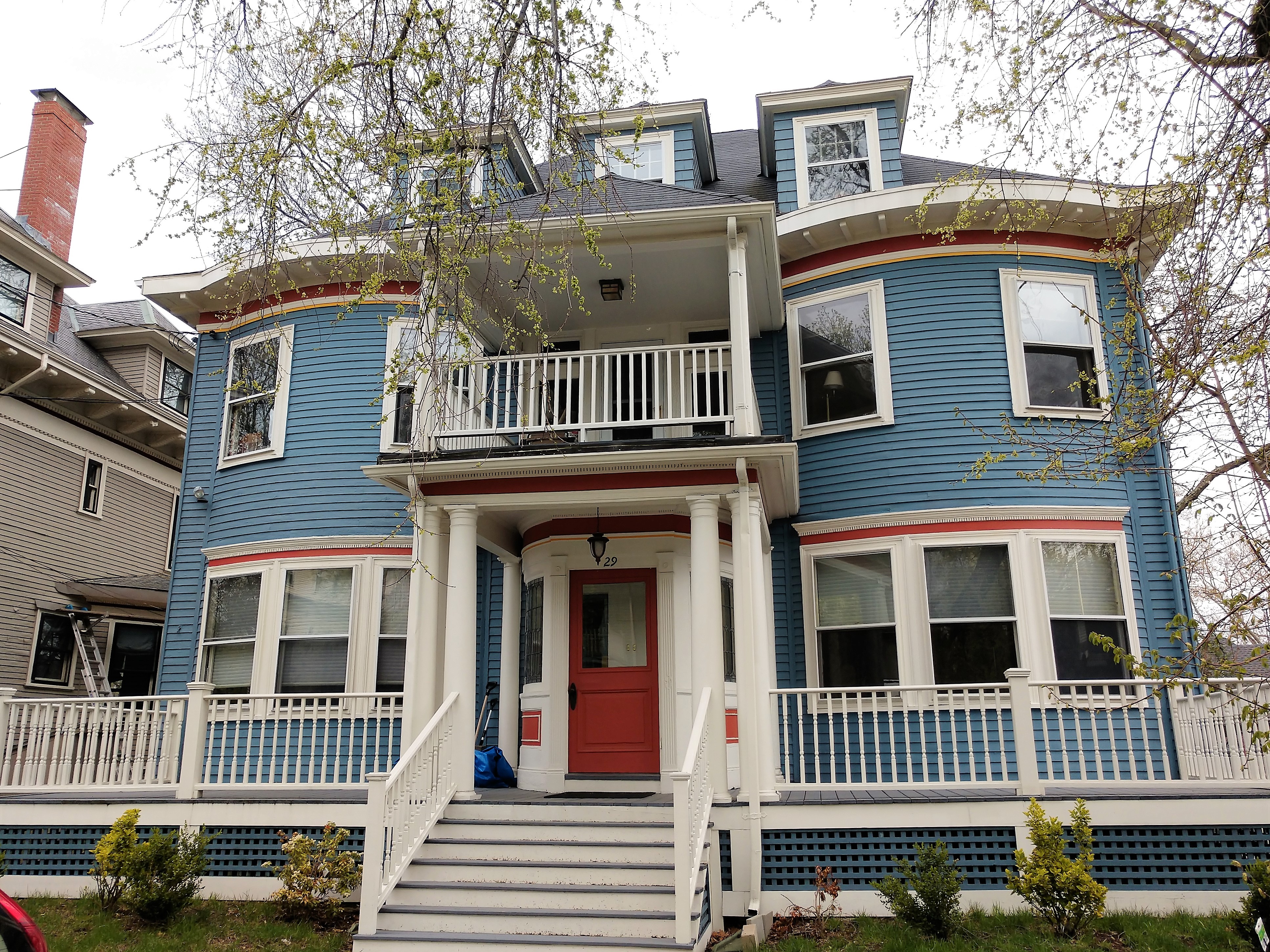 29 Naples Rd, Coolidge Corner