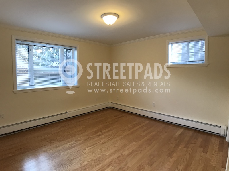 84 Saint Paul St, Coolidge Corner