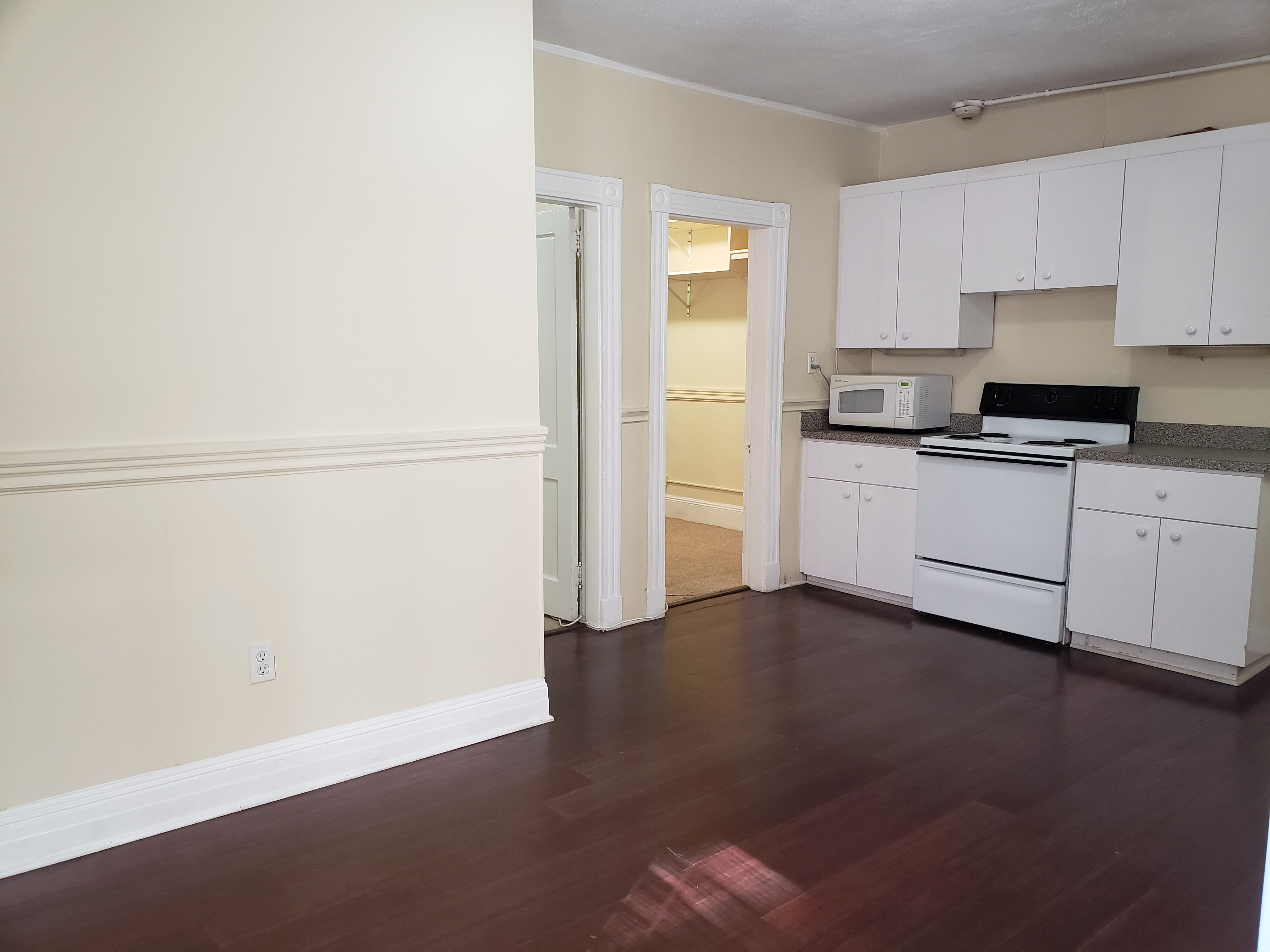 452 Hanover St, North End