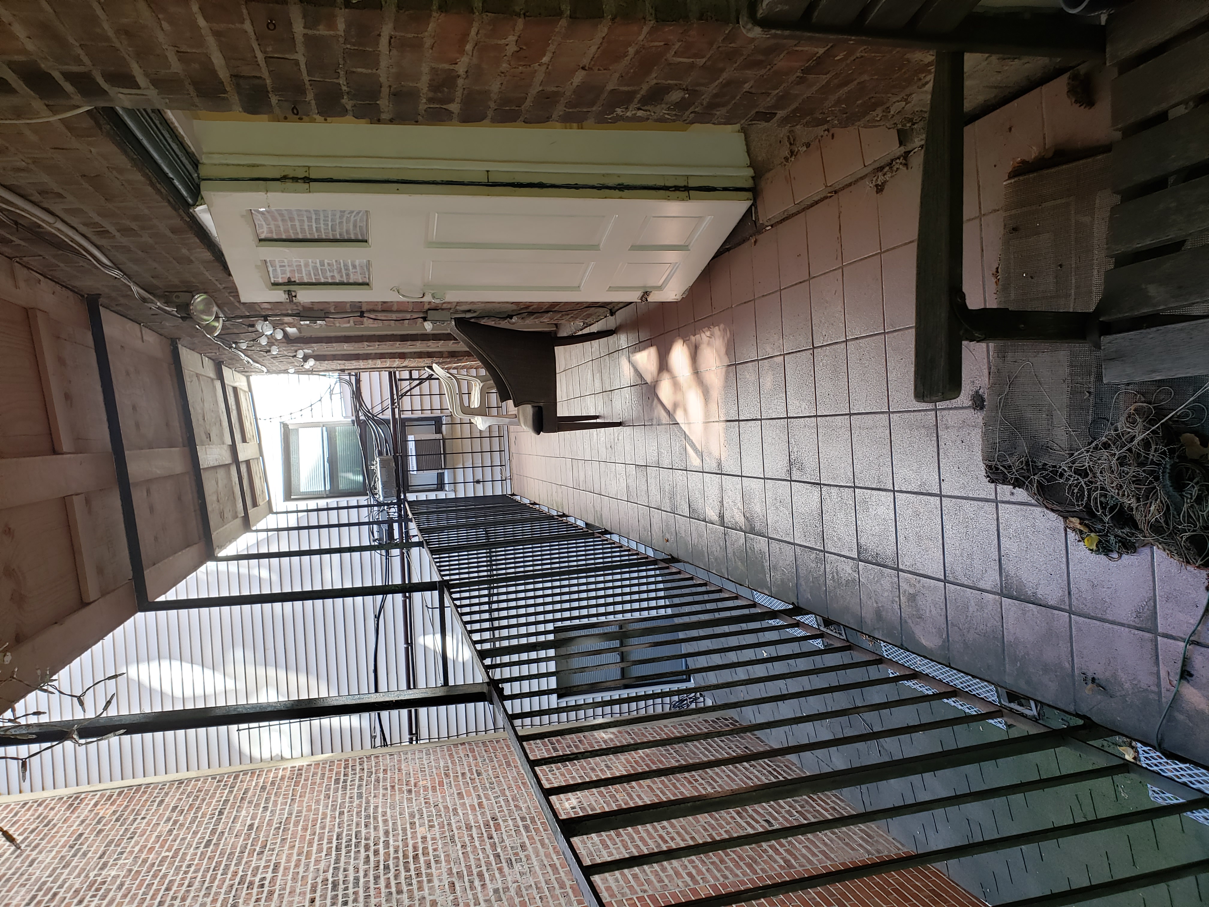 452 Hanover St, North End