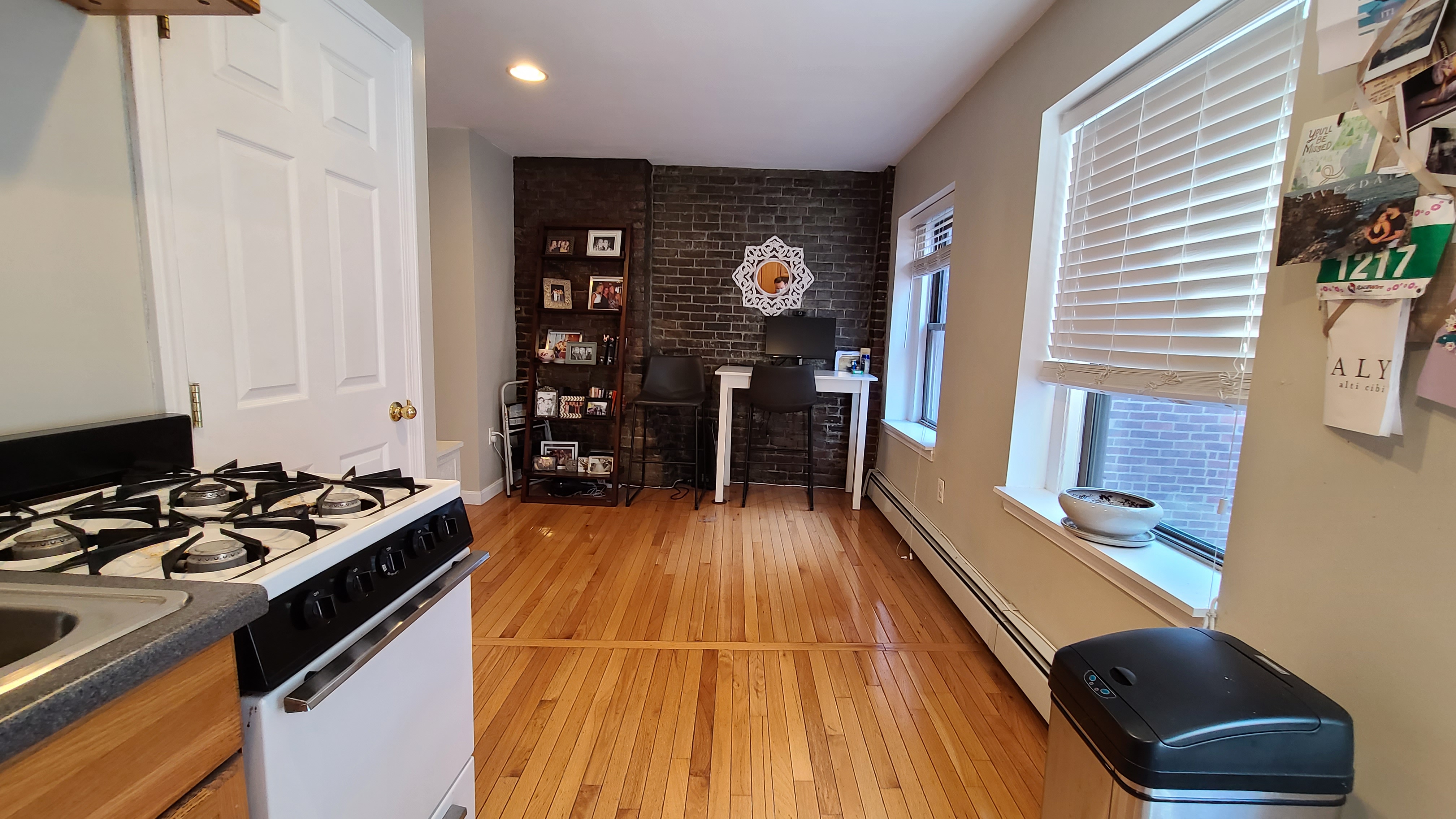 204 Endicott St, North End