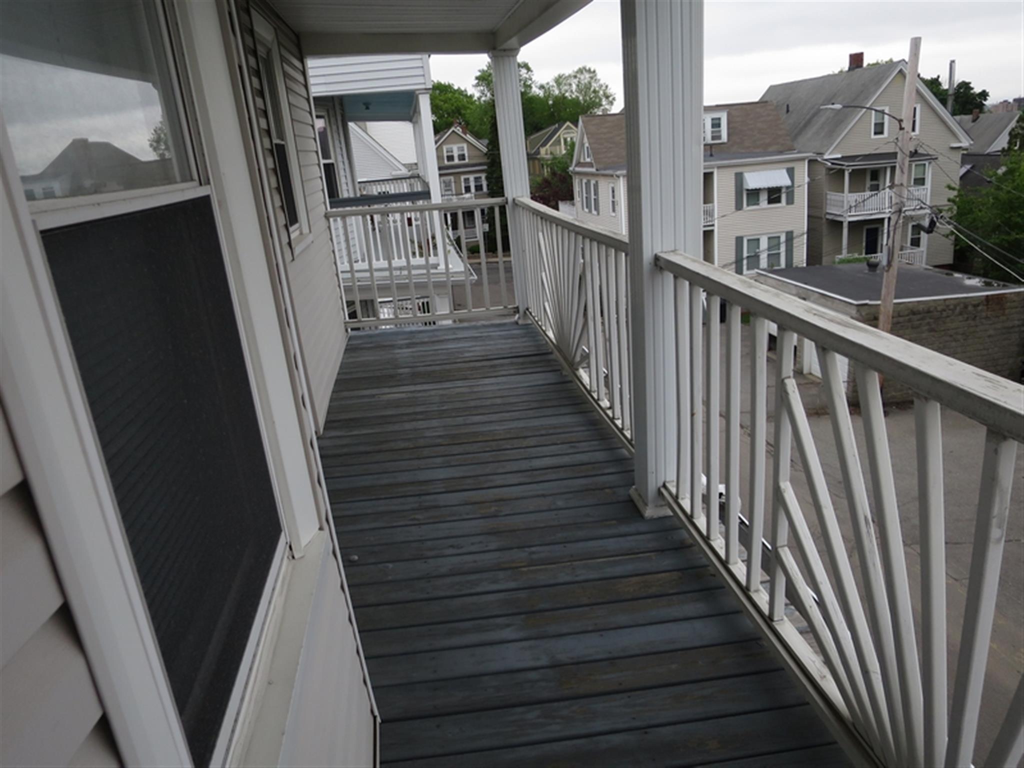 12 Silvey Pl, Porter Square