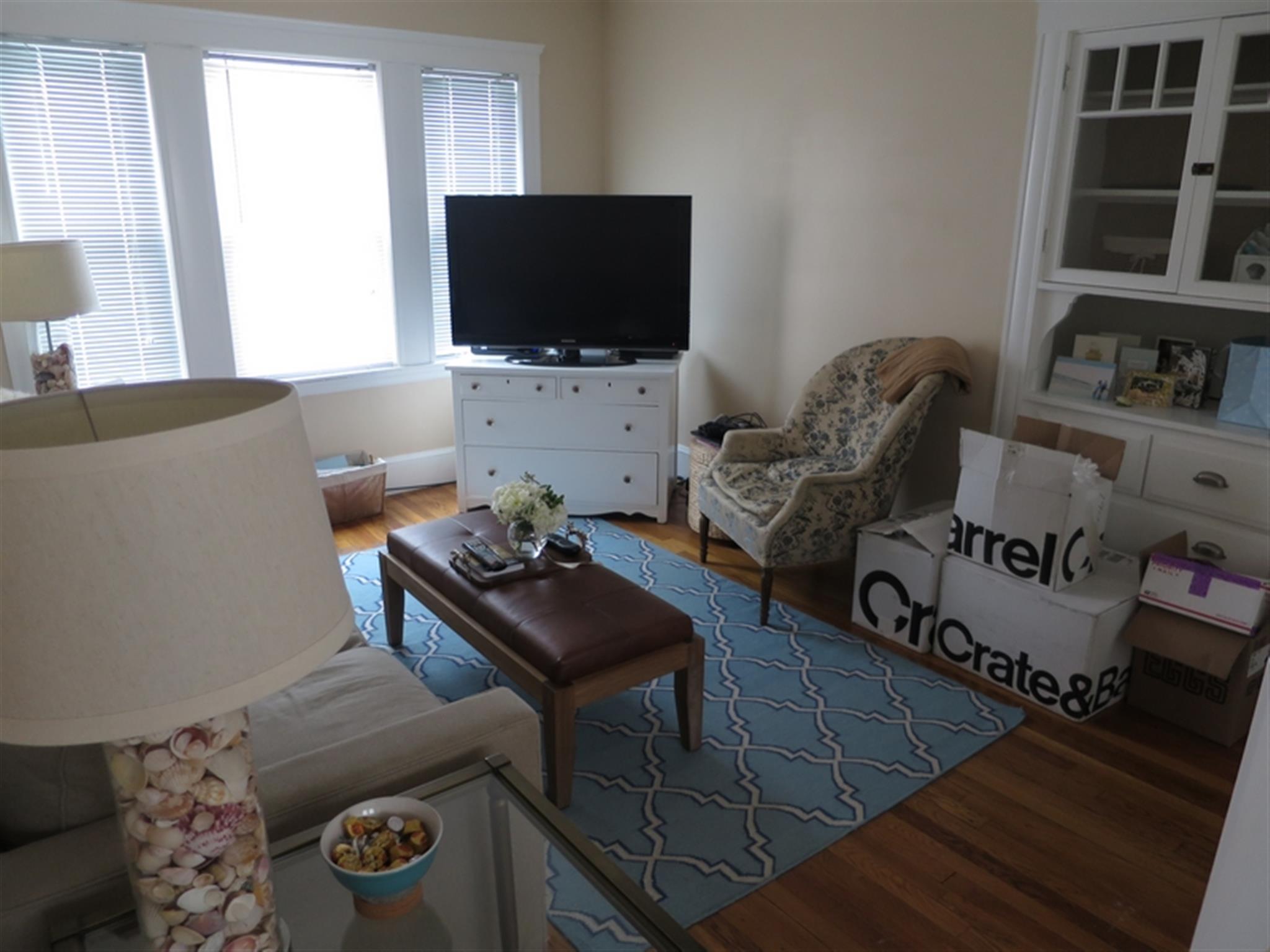 12 Silvey Pl, Porter Square