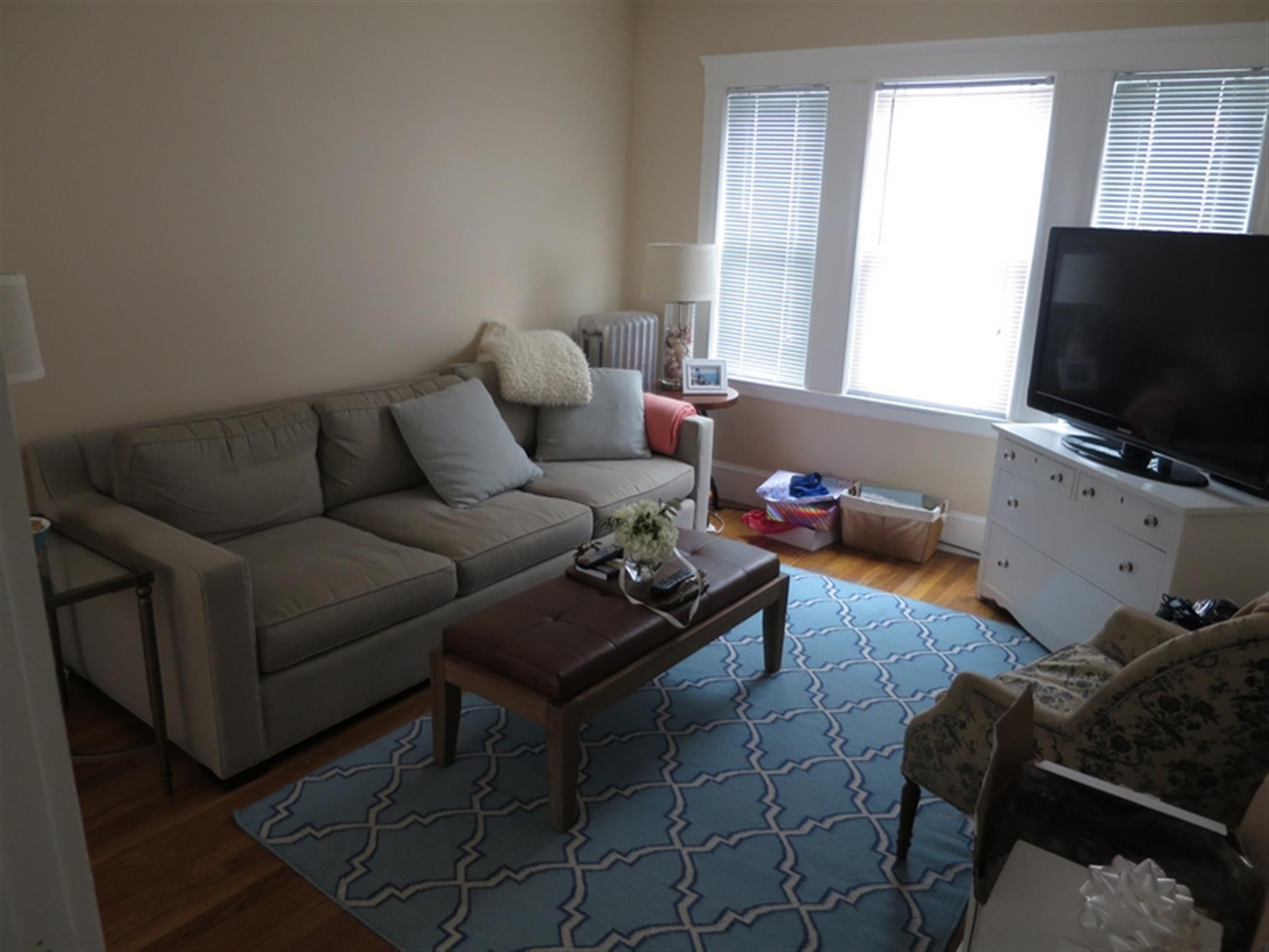 12 Silvey Pl, Porter Square