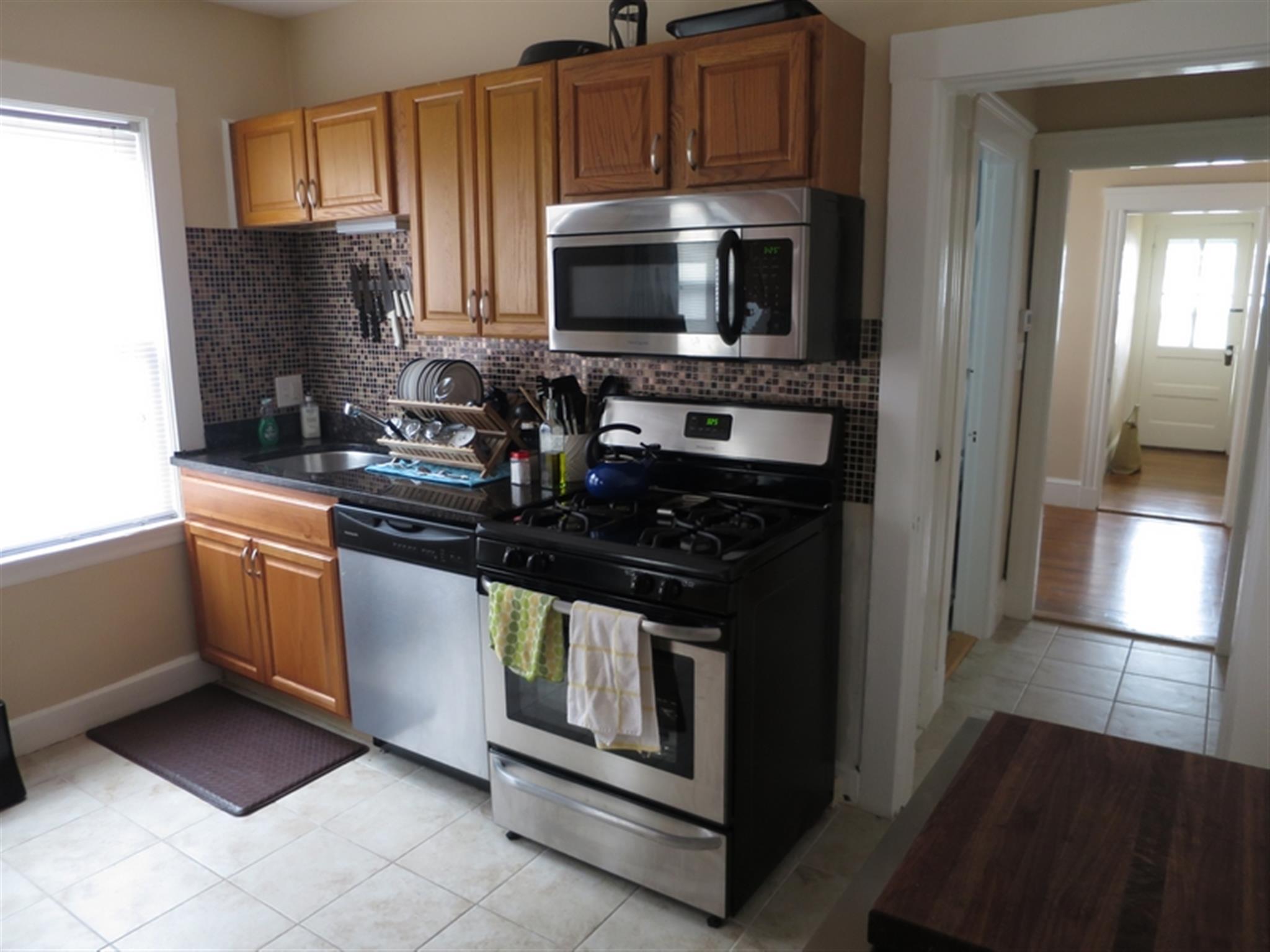 12 Silvey Pl, Porter Square