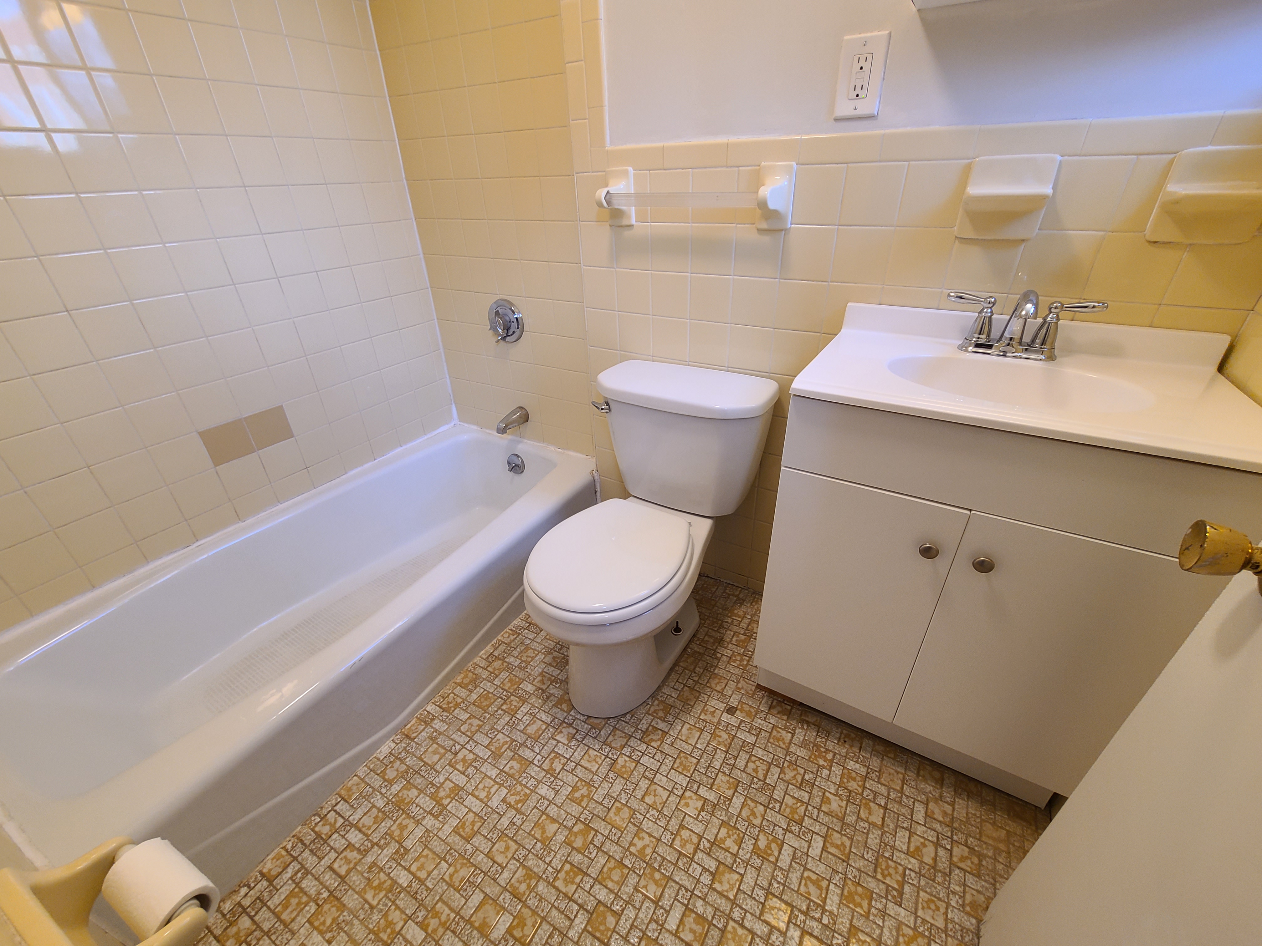 10 Unity St, North End