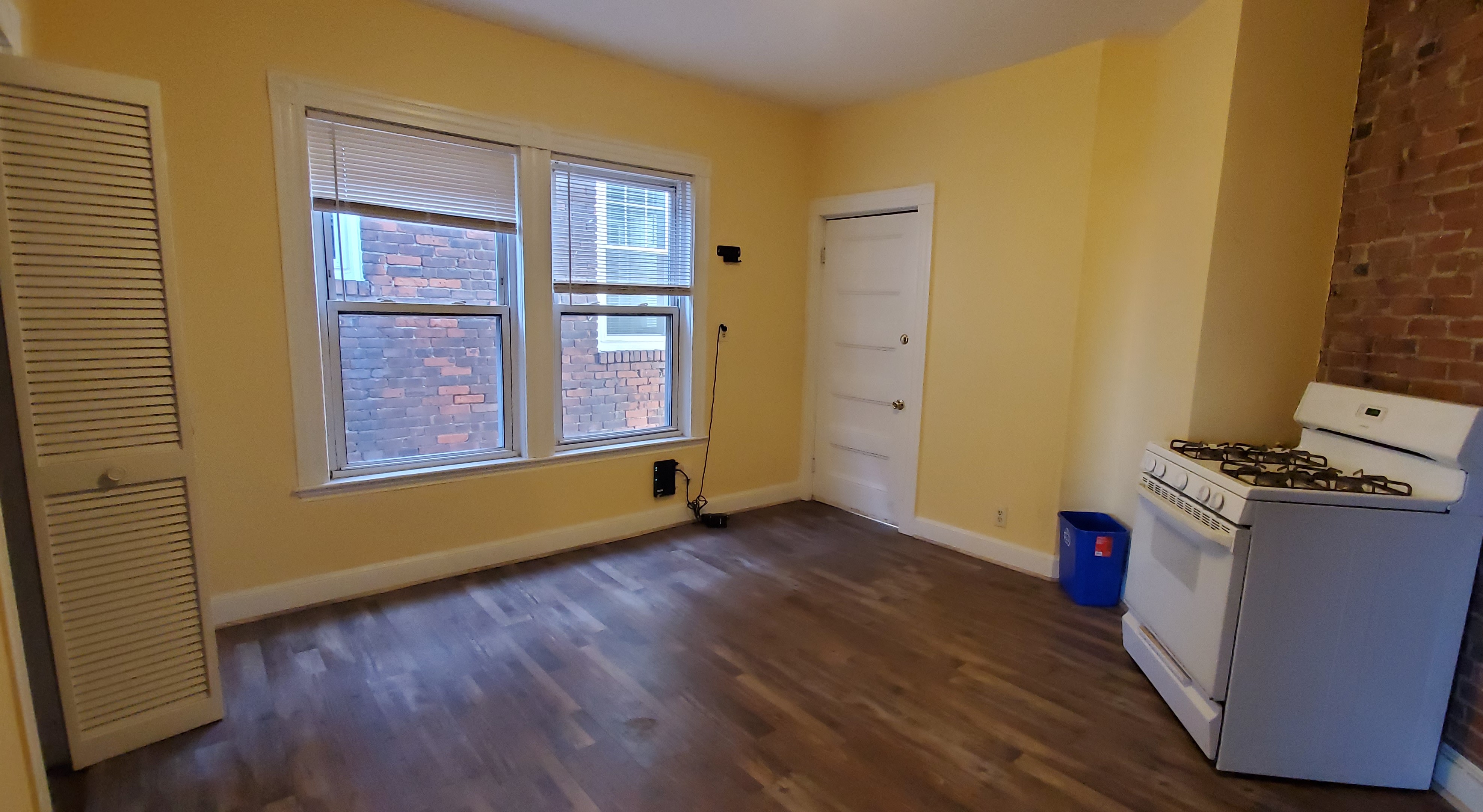 861 Dorchester Ave, Dorchester