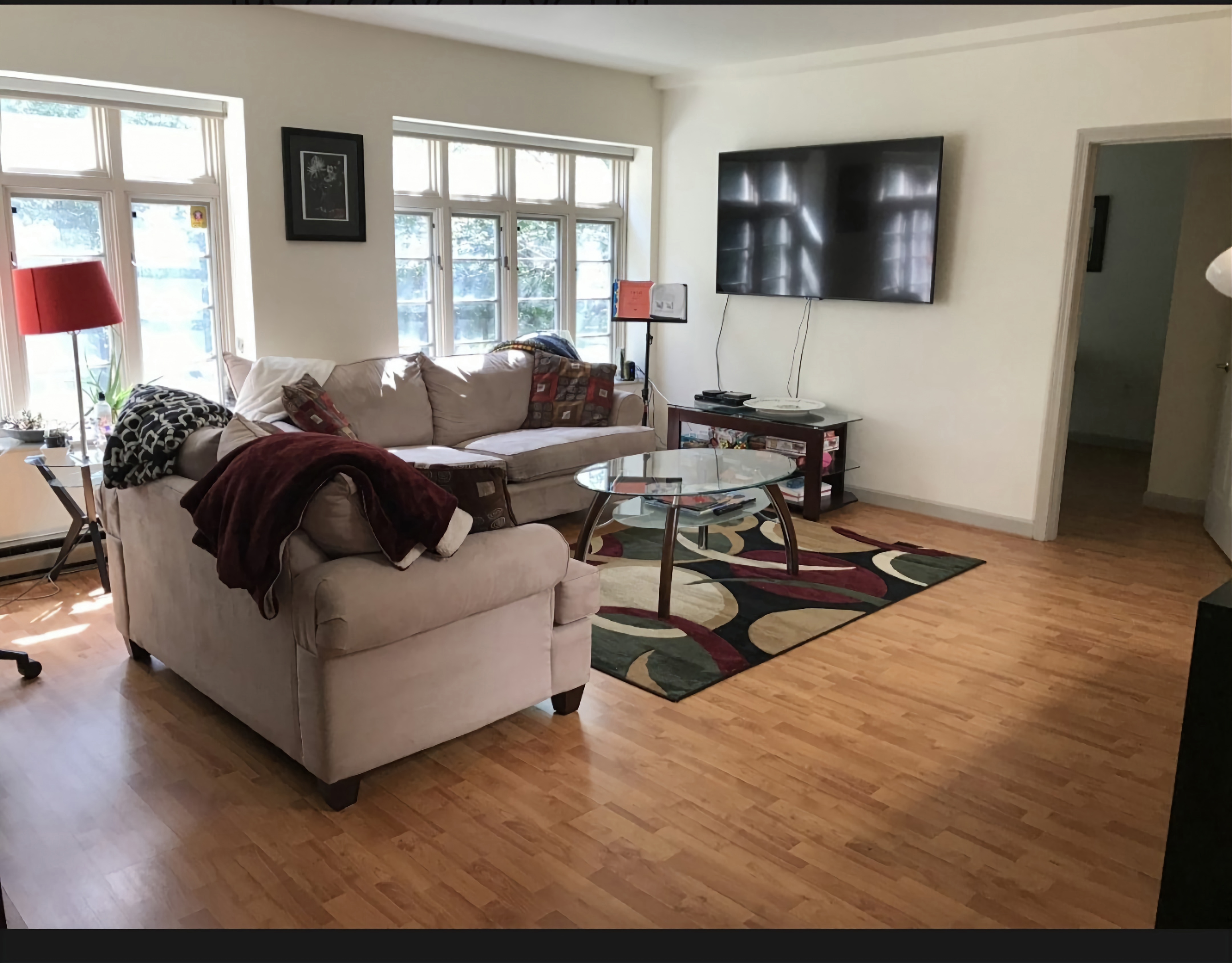 60 Glen Rd, Brookline Village