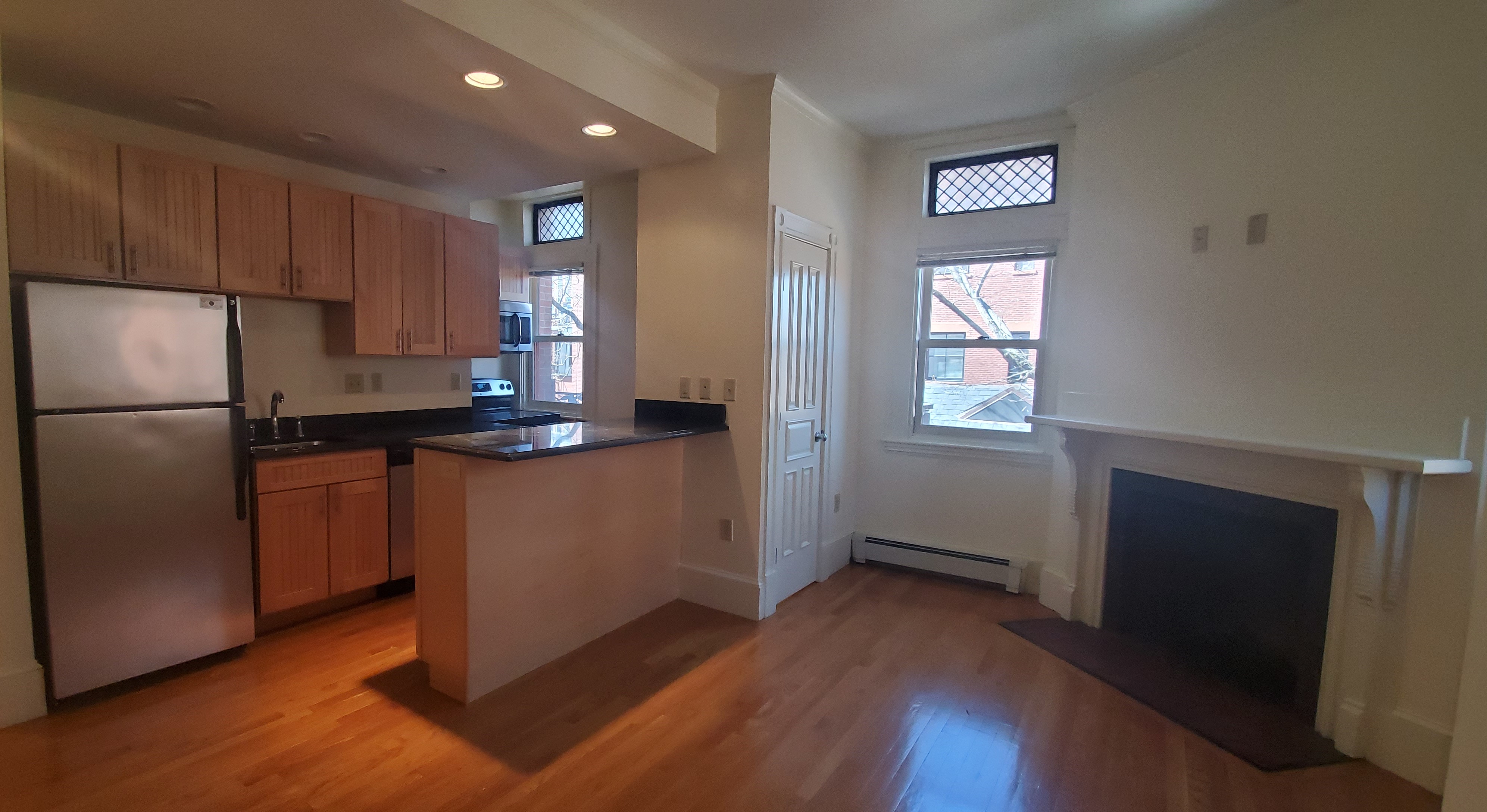 195 Commonwealth Ave, Back Bay