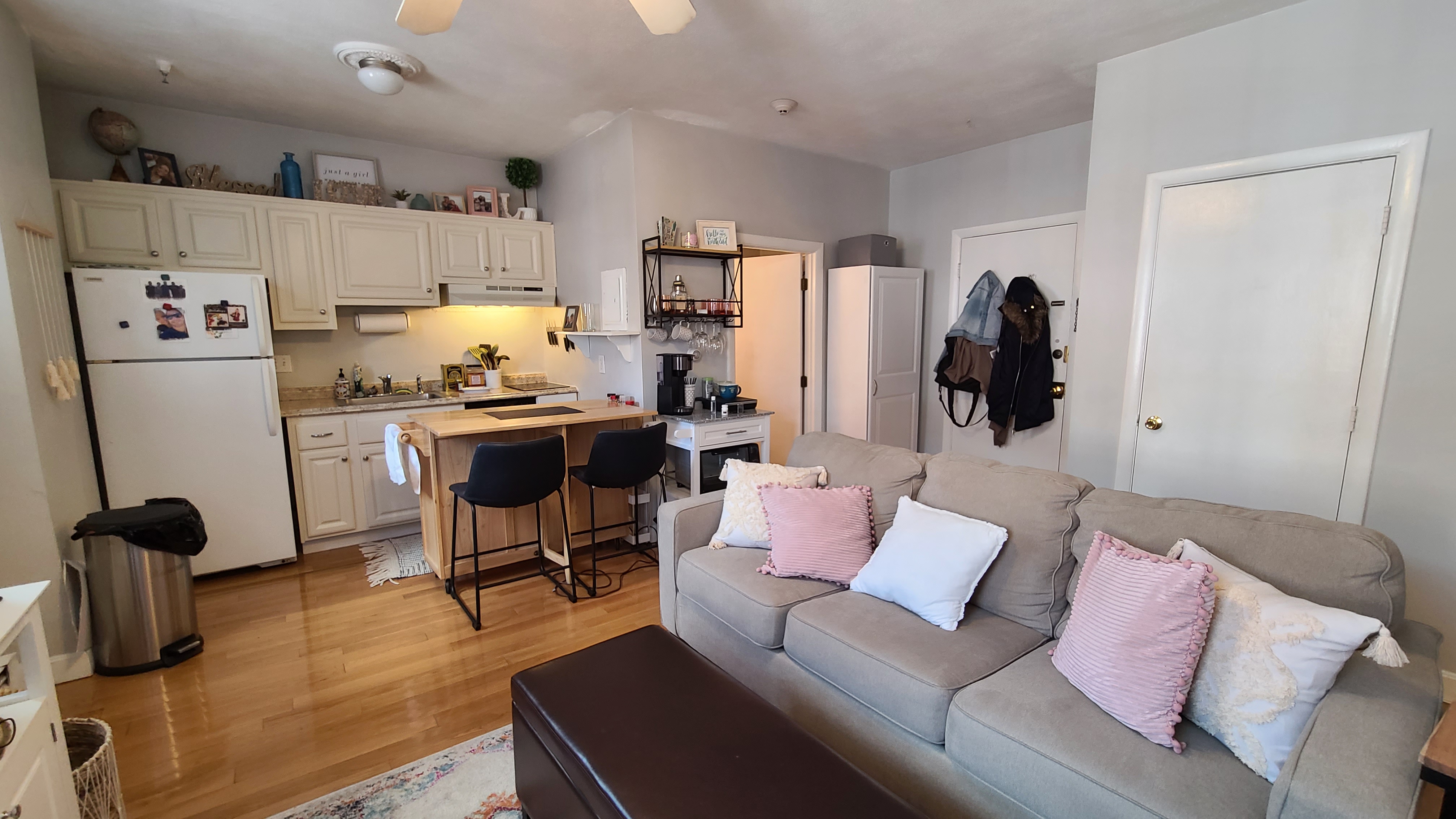 160 Salem St, North End