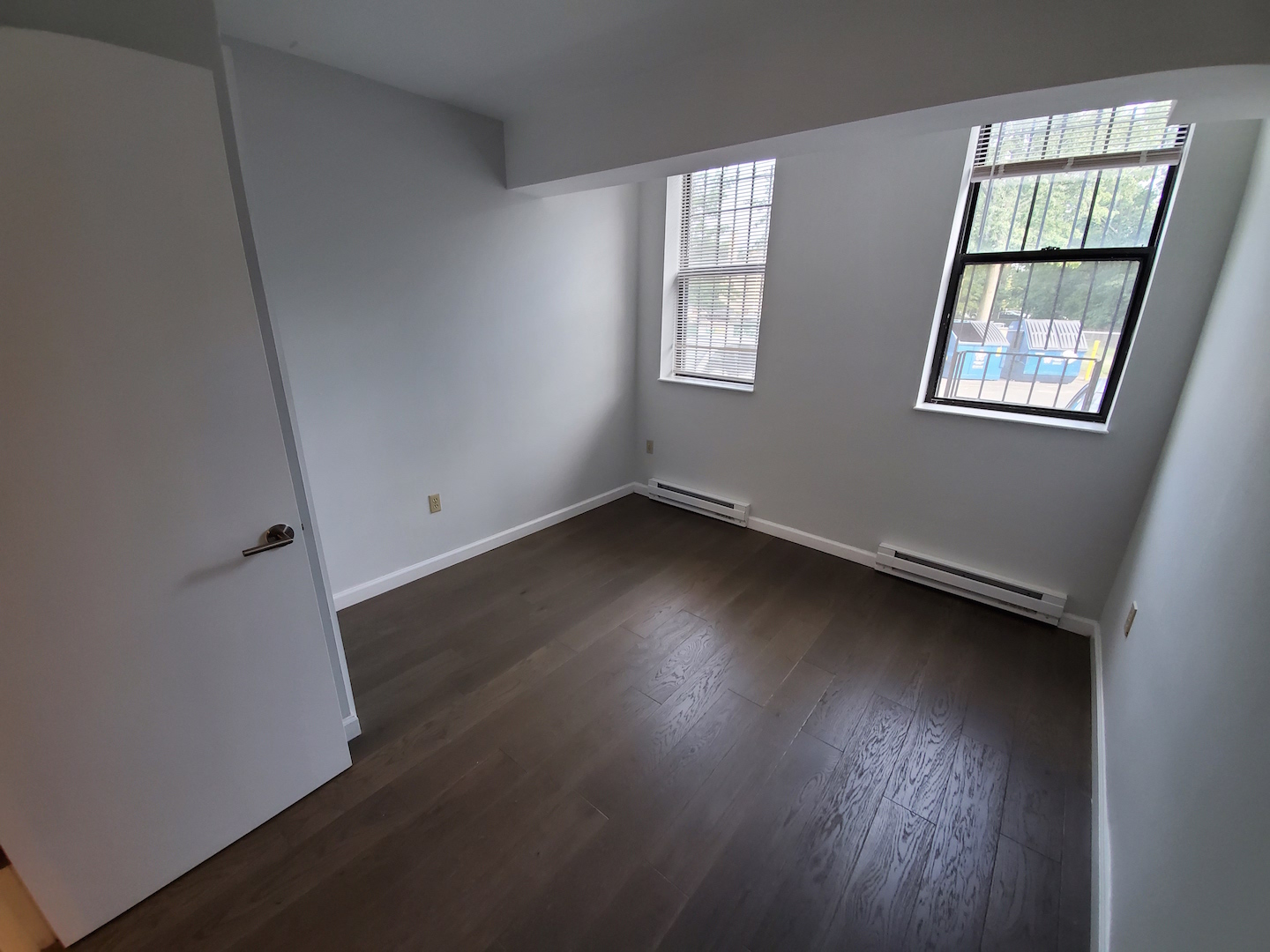 102 Queensberry St, Fenway