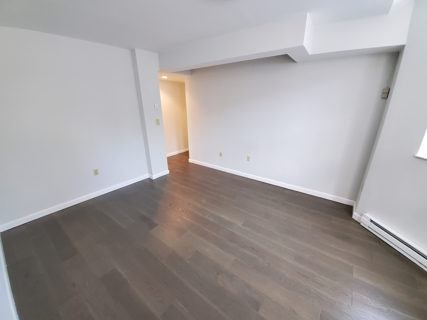 102 Queensberry St, Fenway