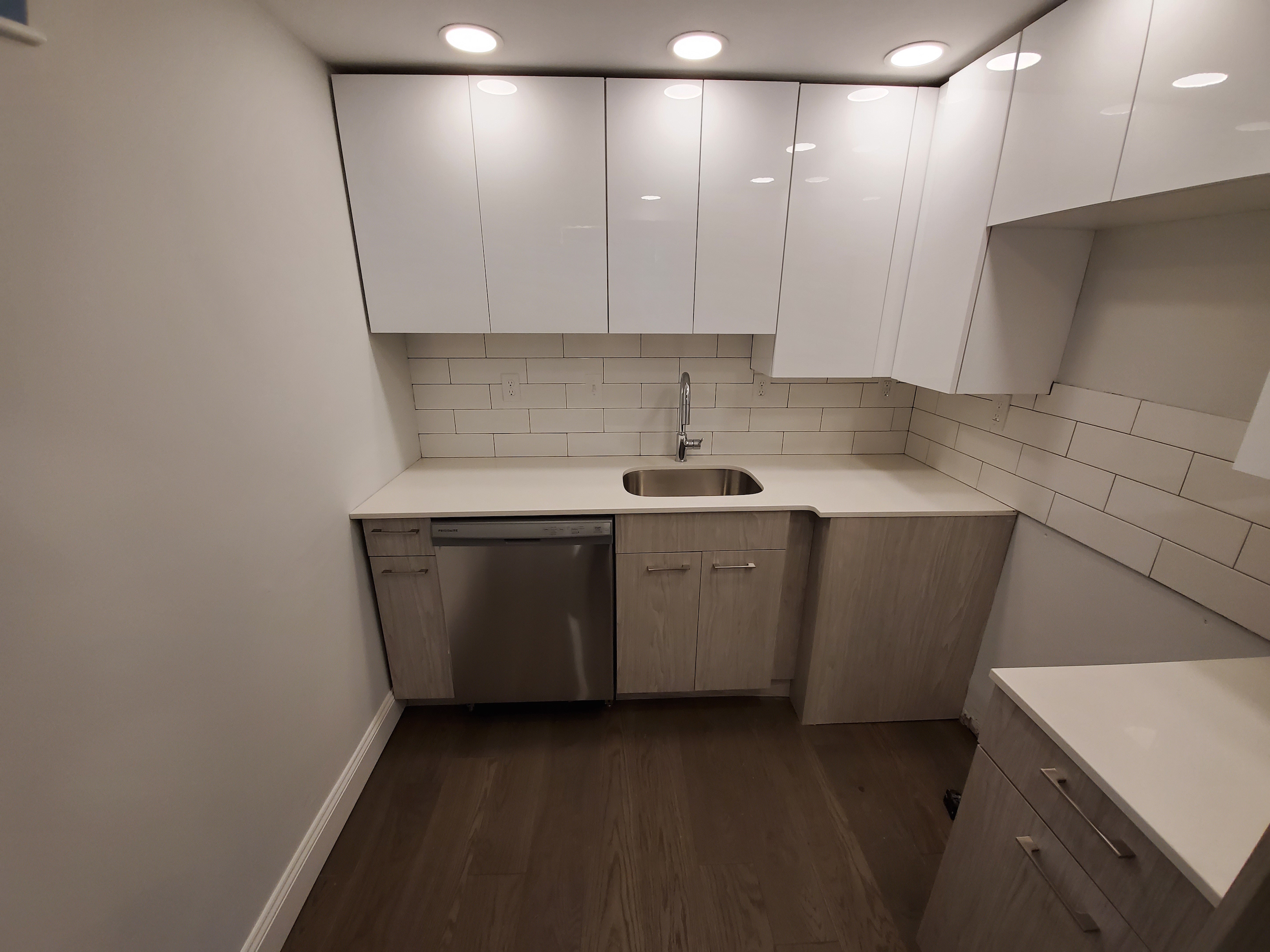 105 Queensberry St, Fenway