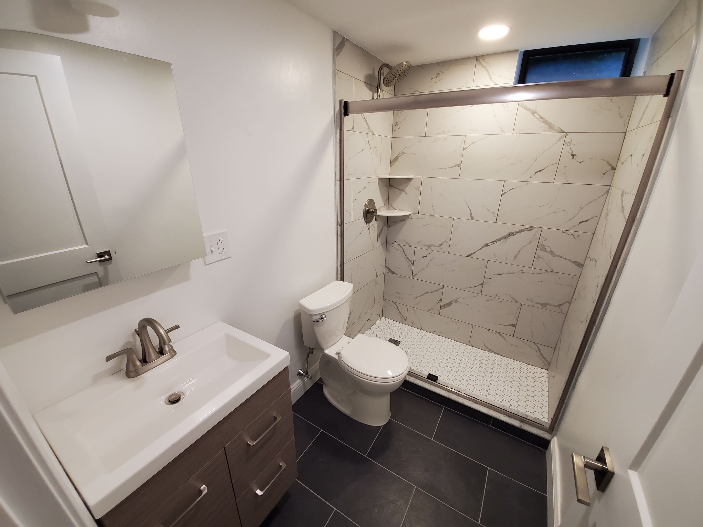 105 Queensberry St, Fenway