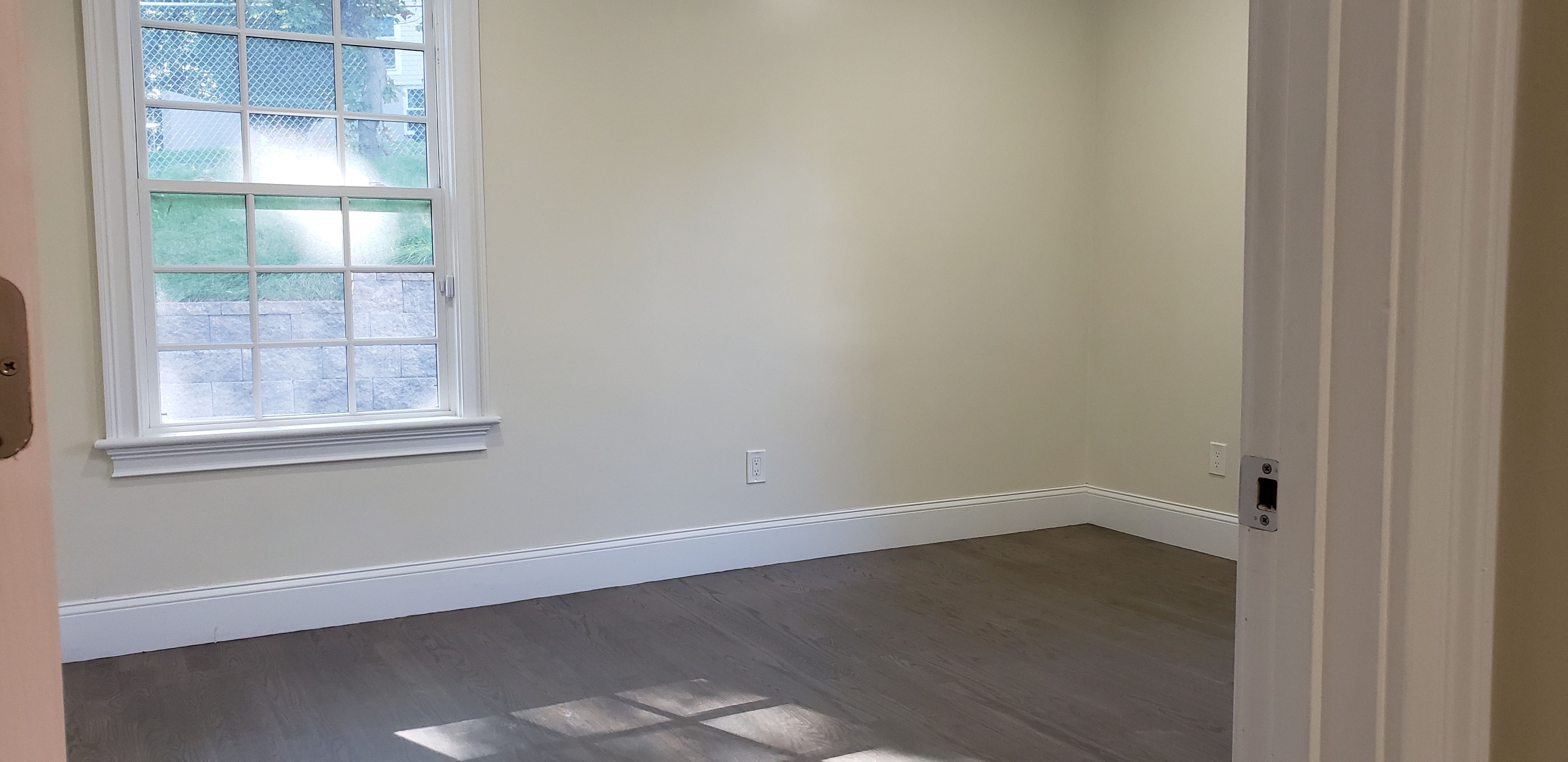 56 Cedar St, Roxbury