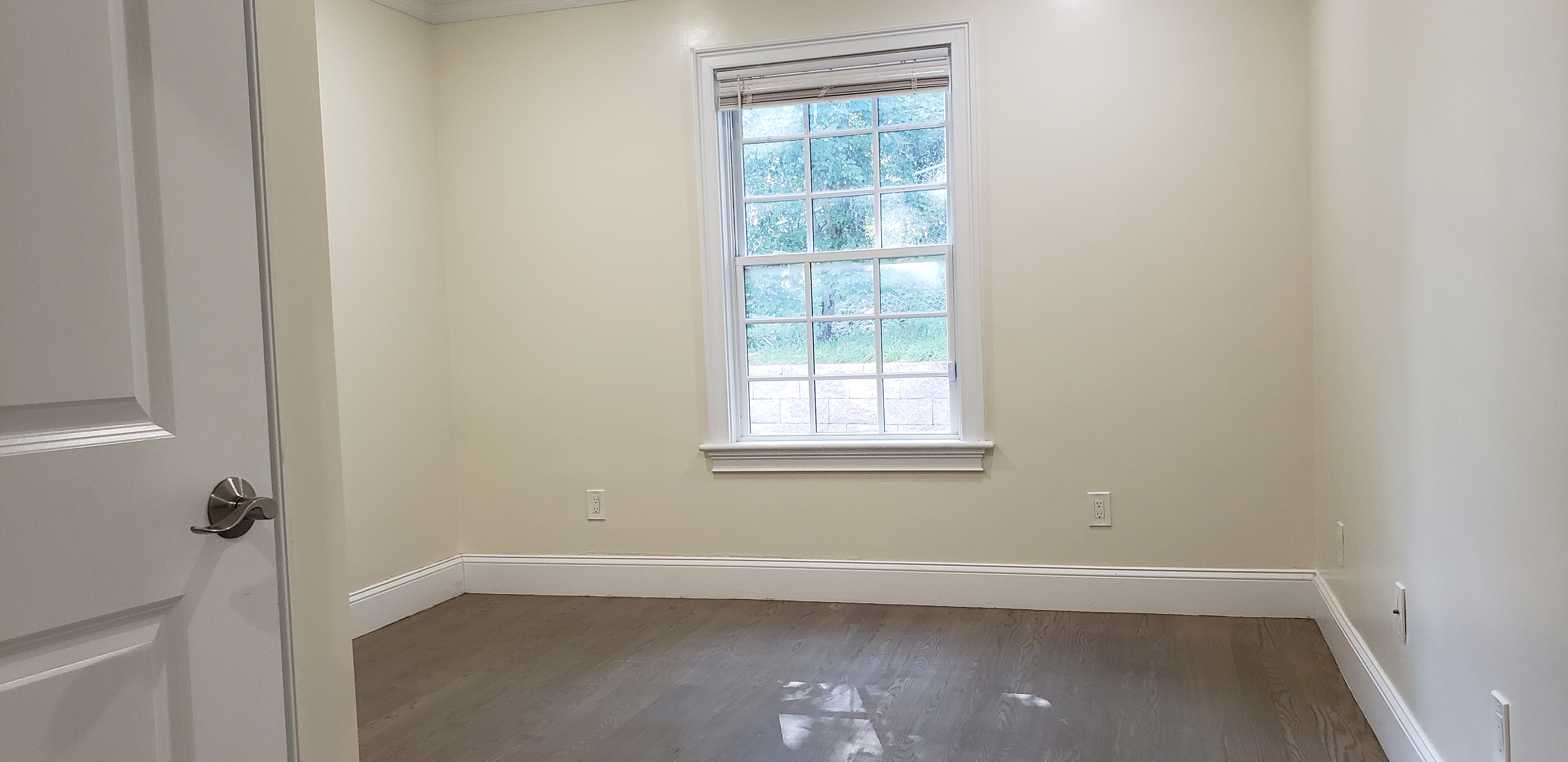 56 Cedar St, Roxbury