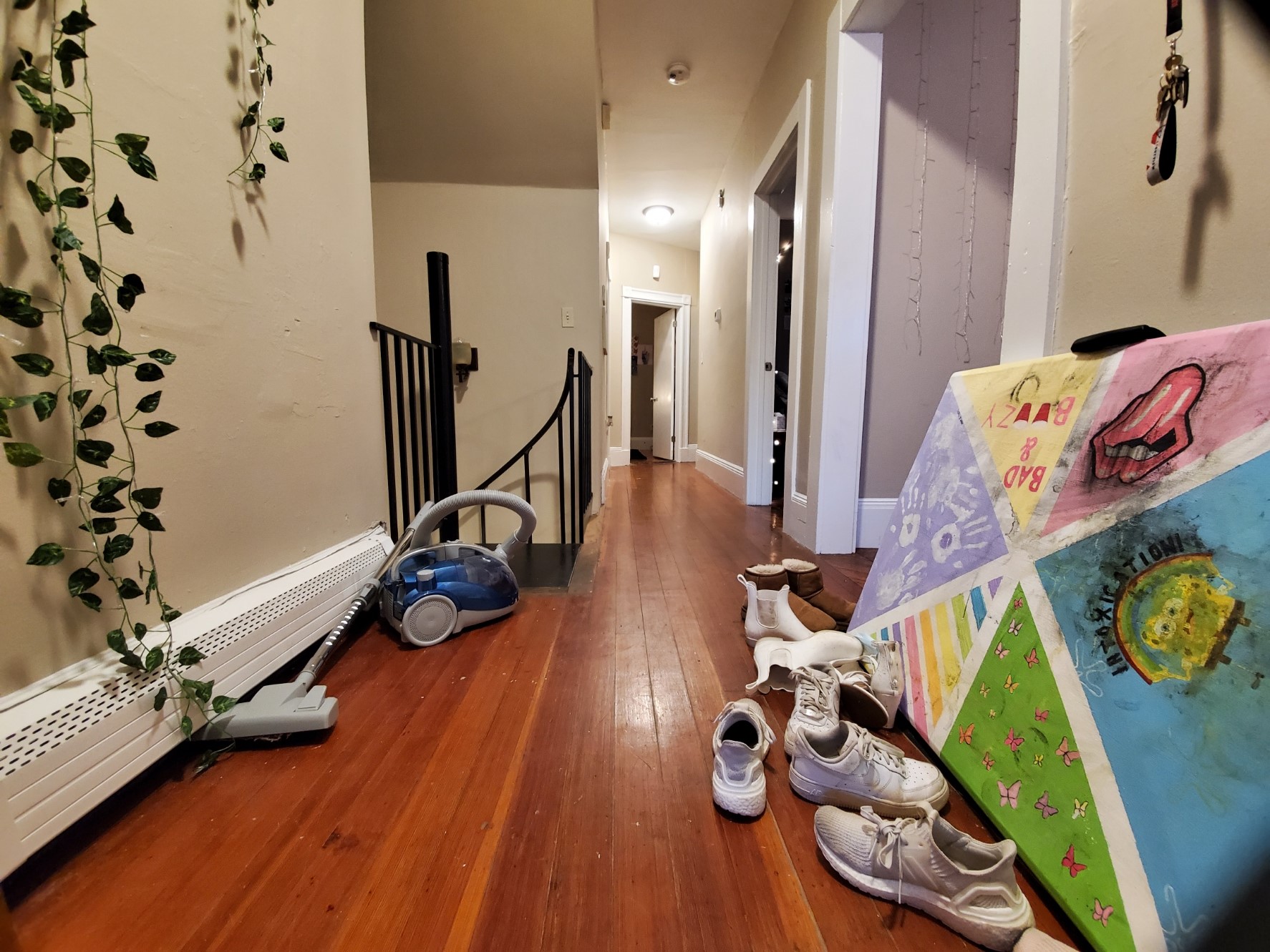 8 Sunset St, Mission Hill