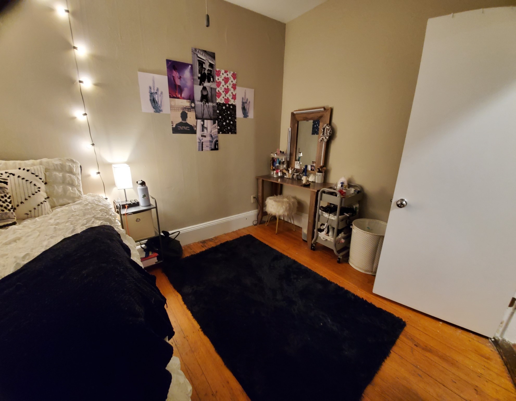 8 Sunset St, Mission Hill