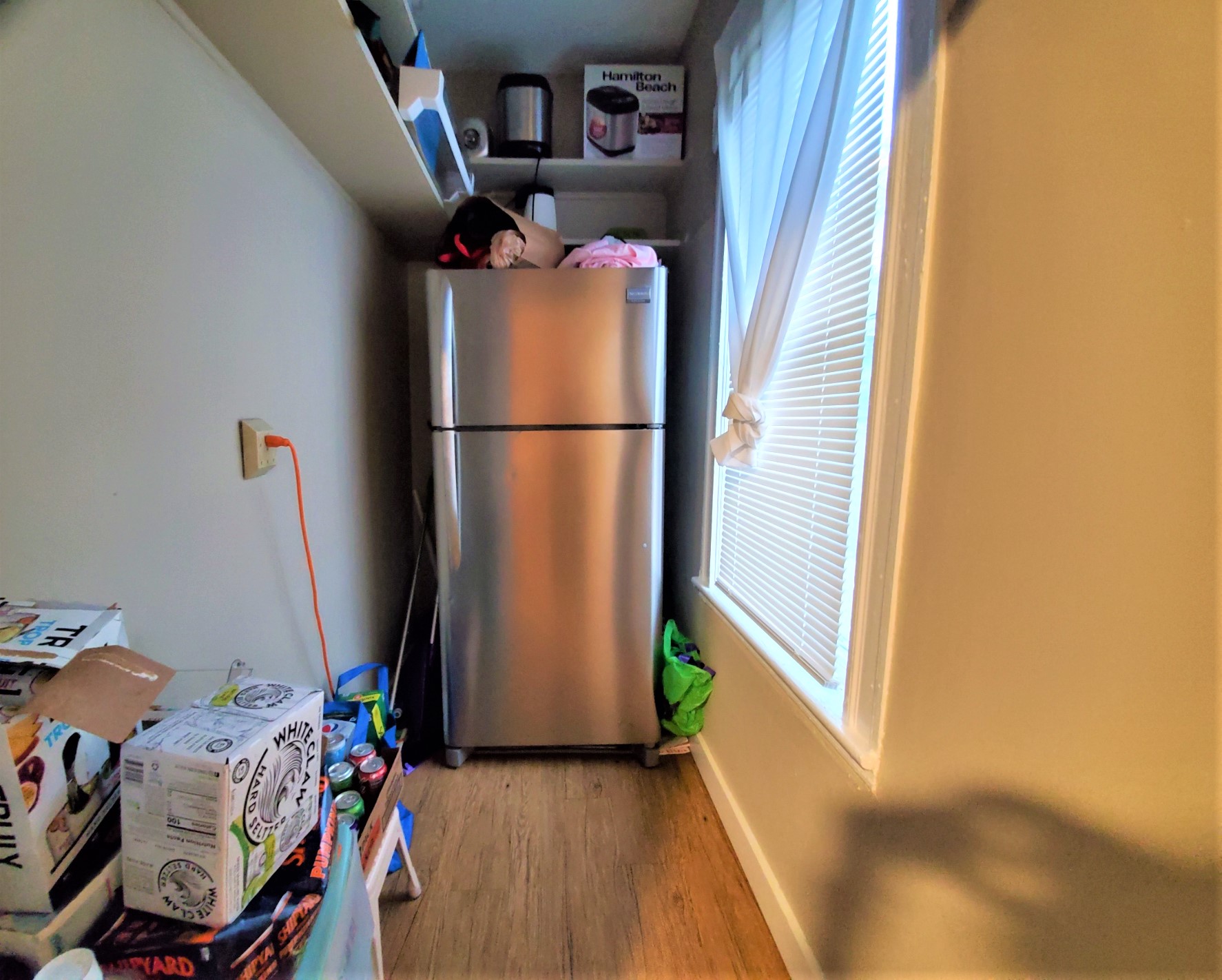 8 Sunset St, Mission Hill