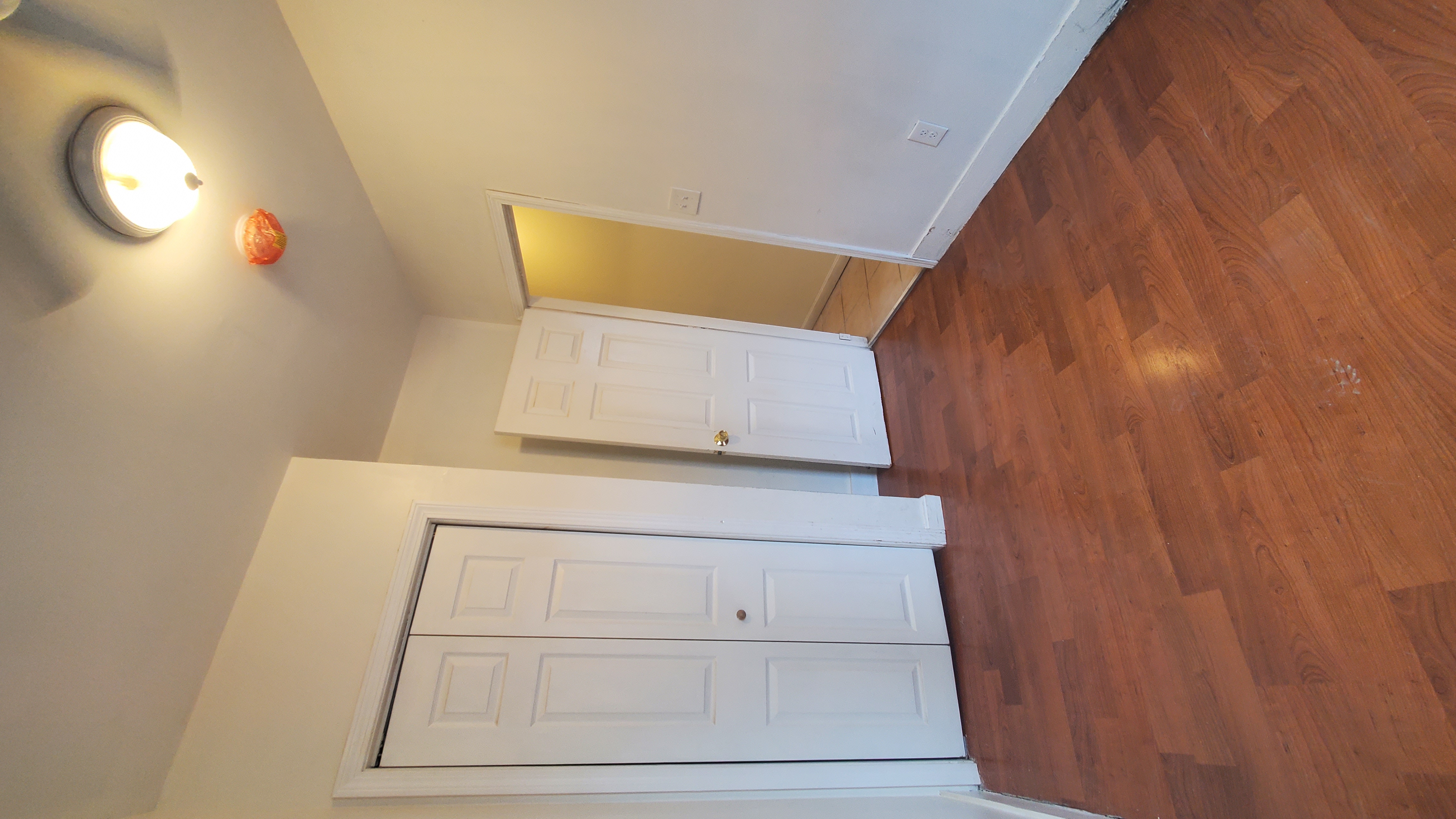 102 Tyler St, Chinatown