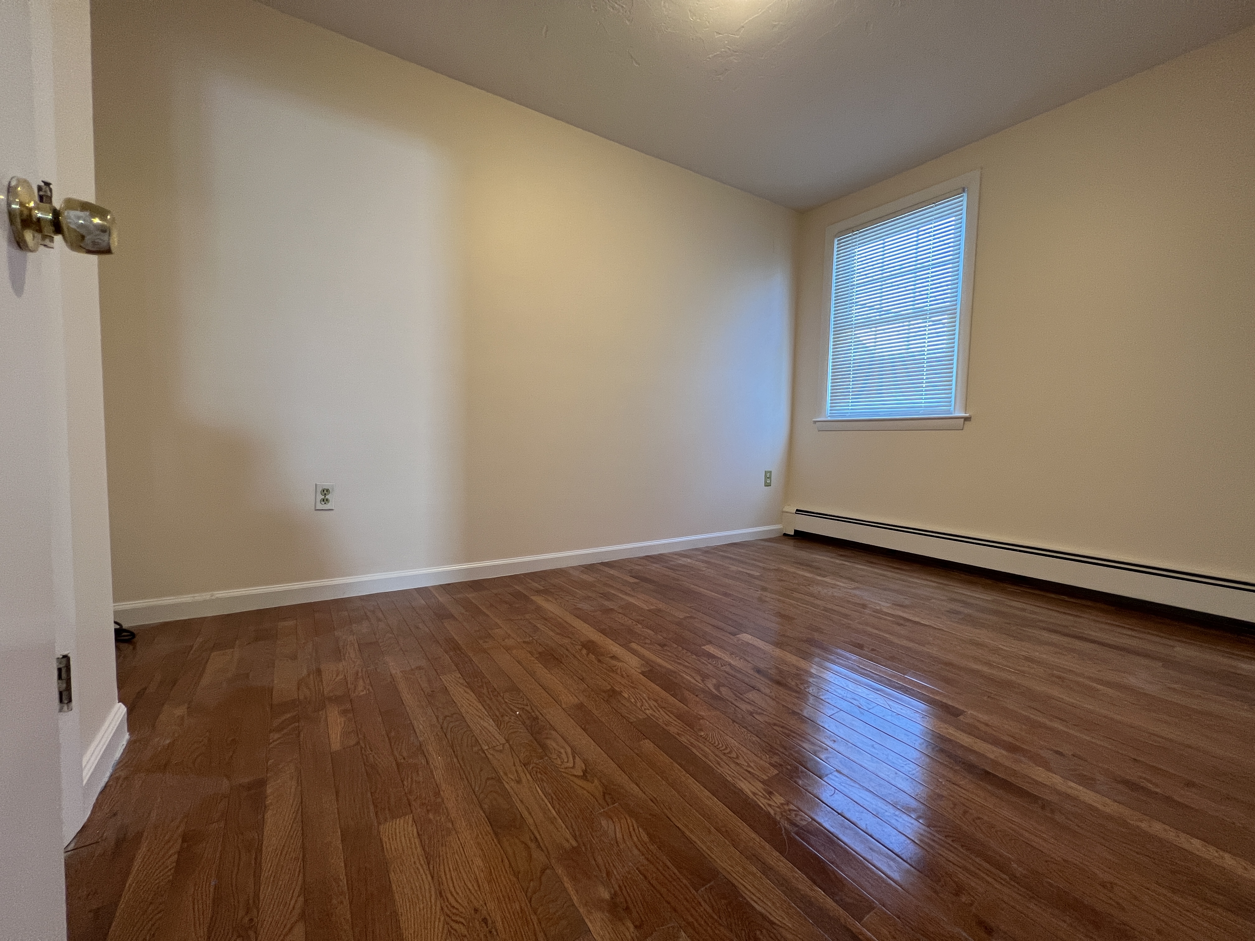 4 Appleton St, Quincy