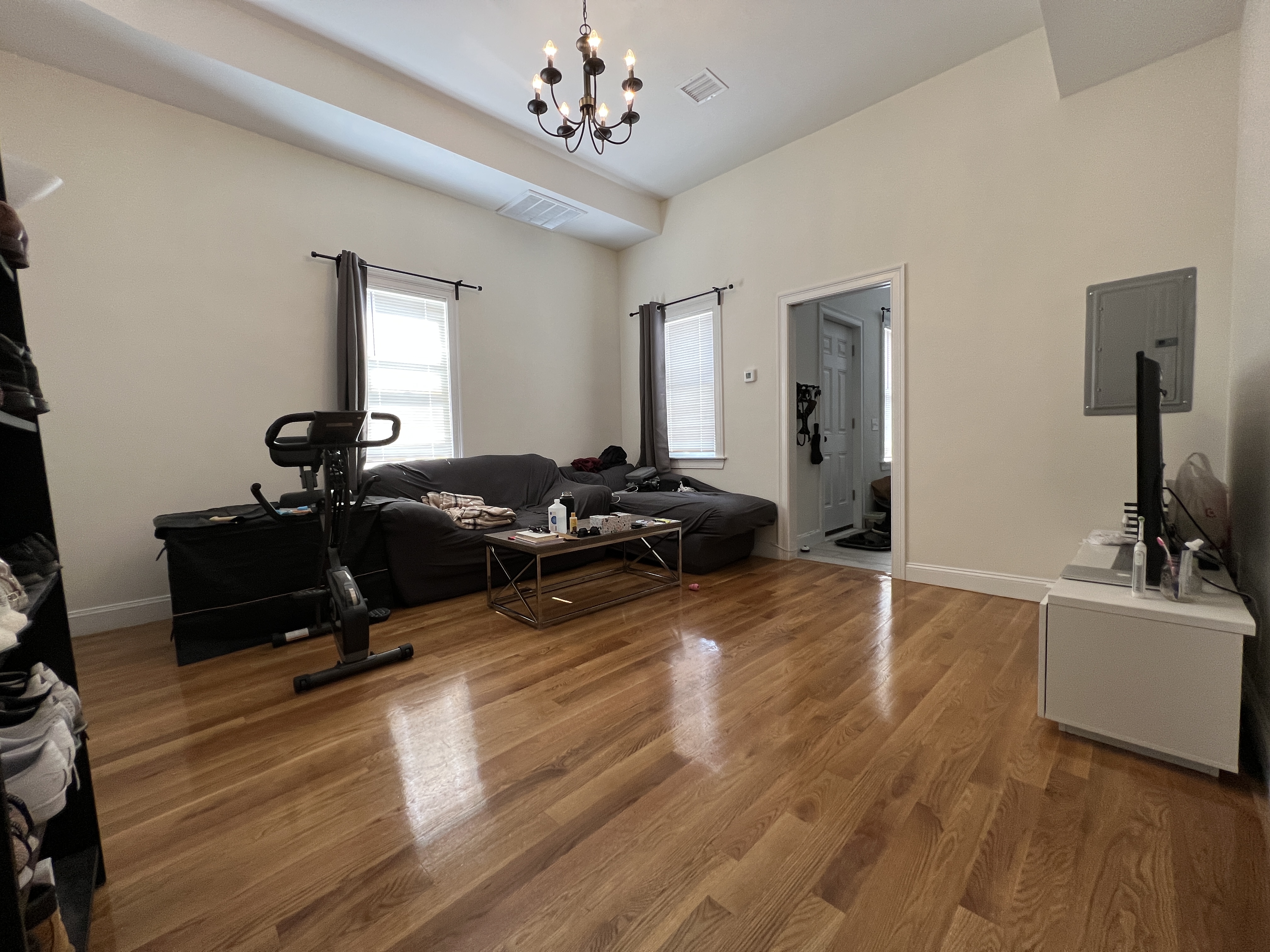 54 Walker St, Quincy