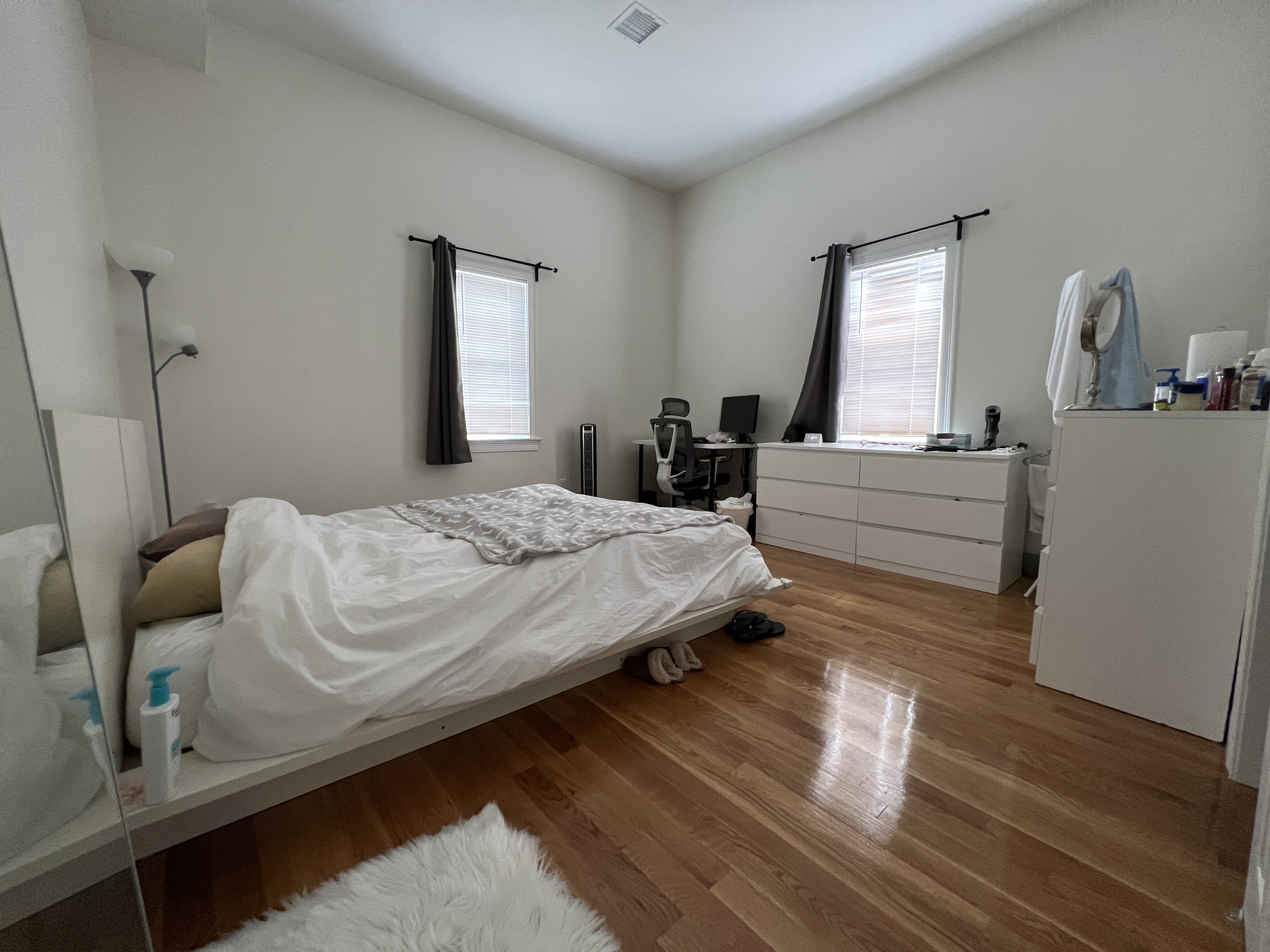 54 Walker St, Quincy