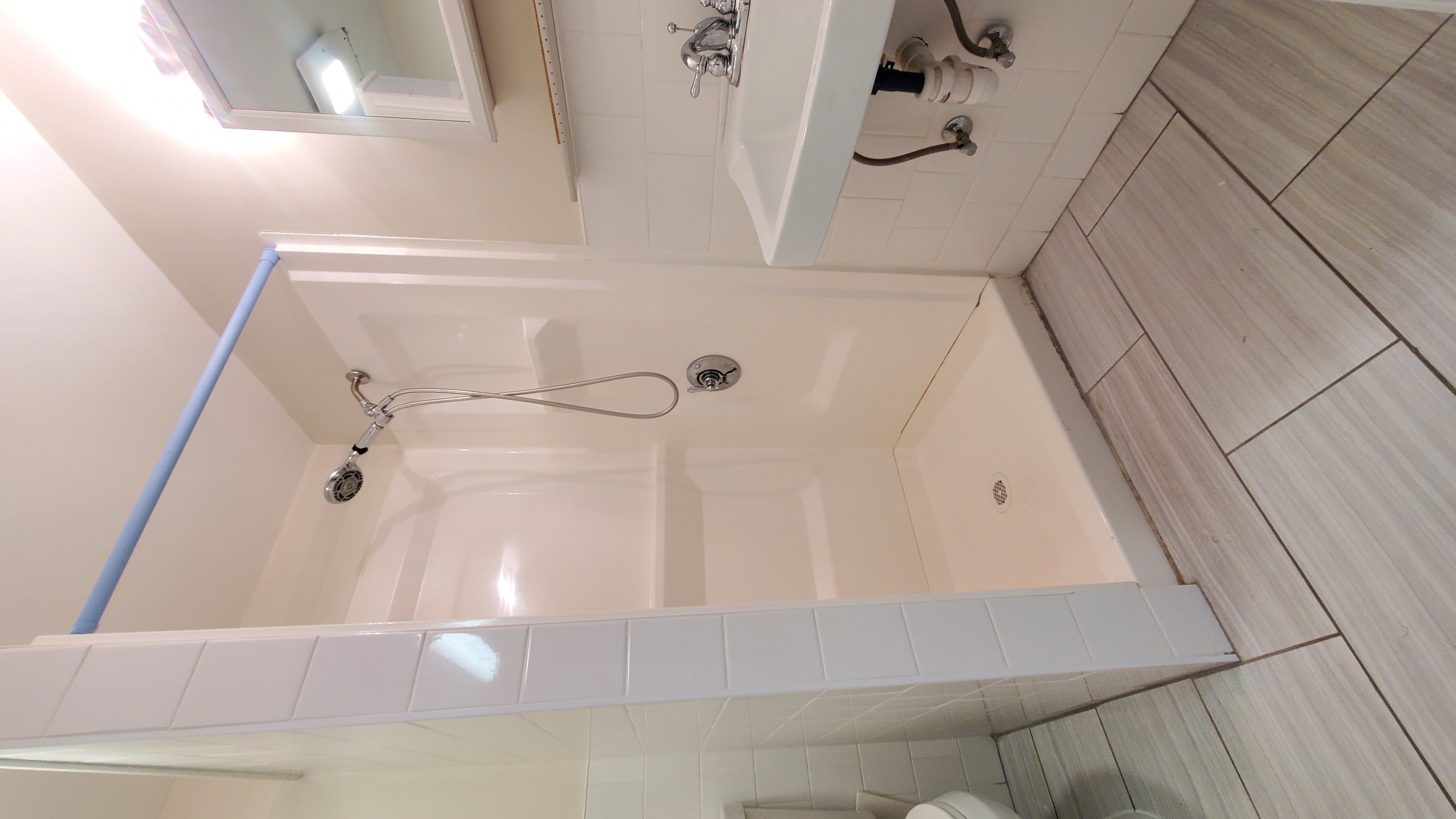 102 Tyler St, Chinatown