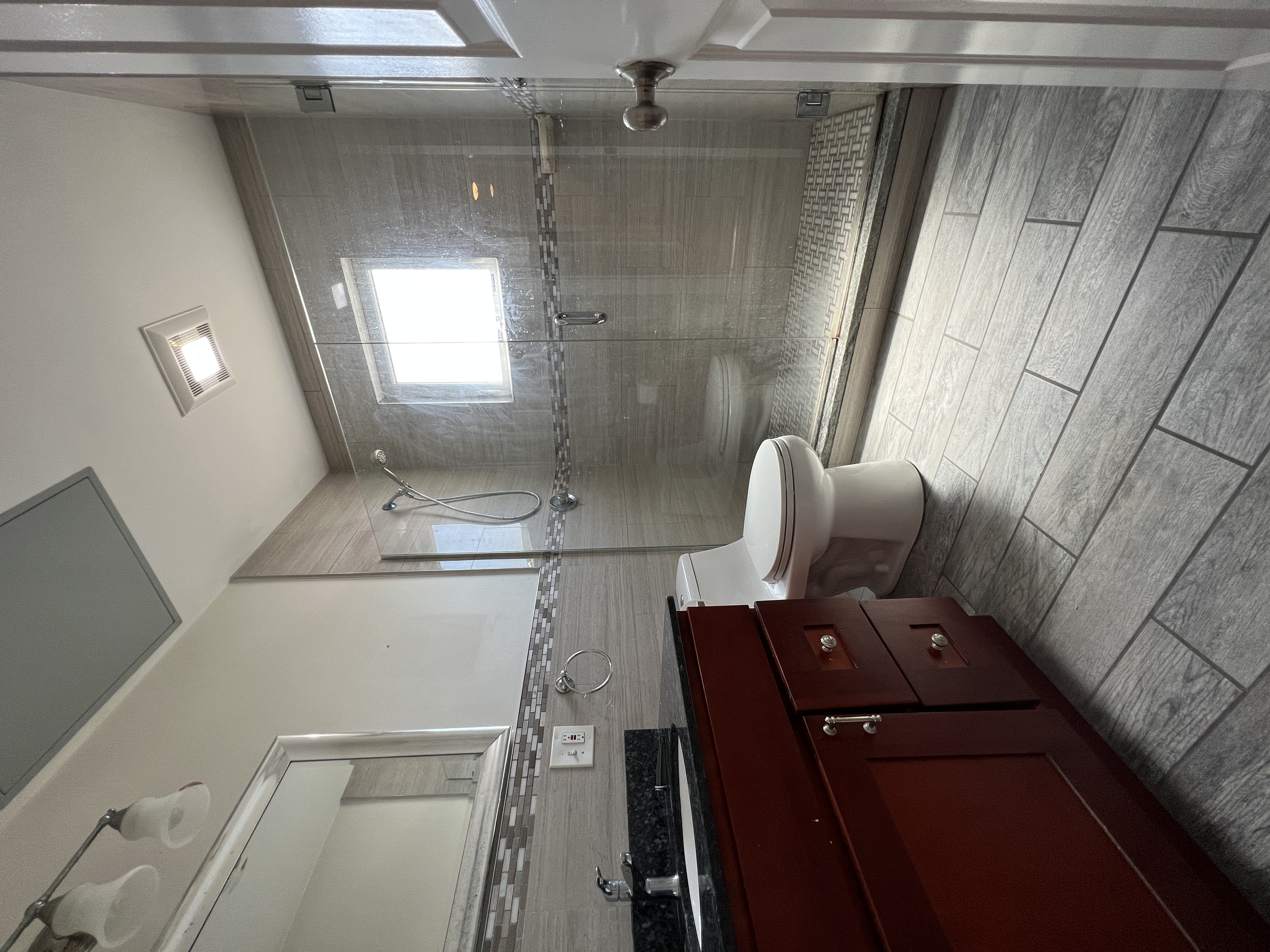77 Newbury Ave, Quincy