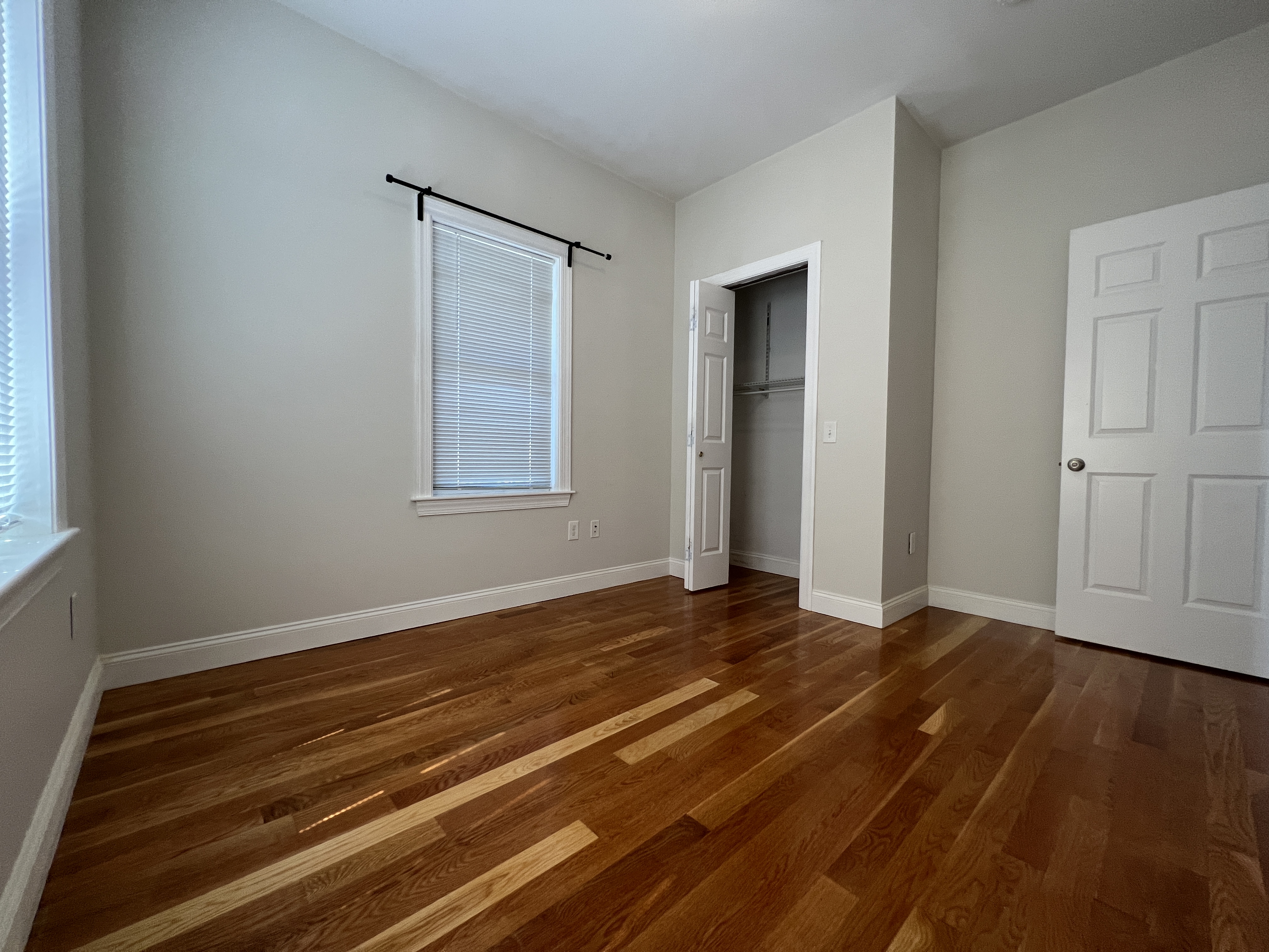 77 Newbury Ave, Quincy