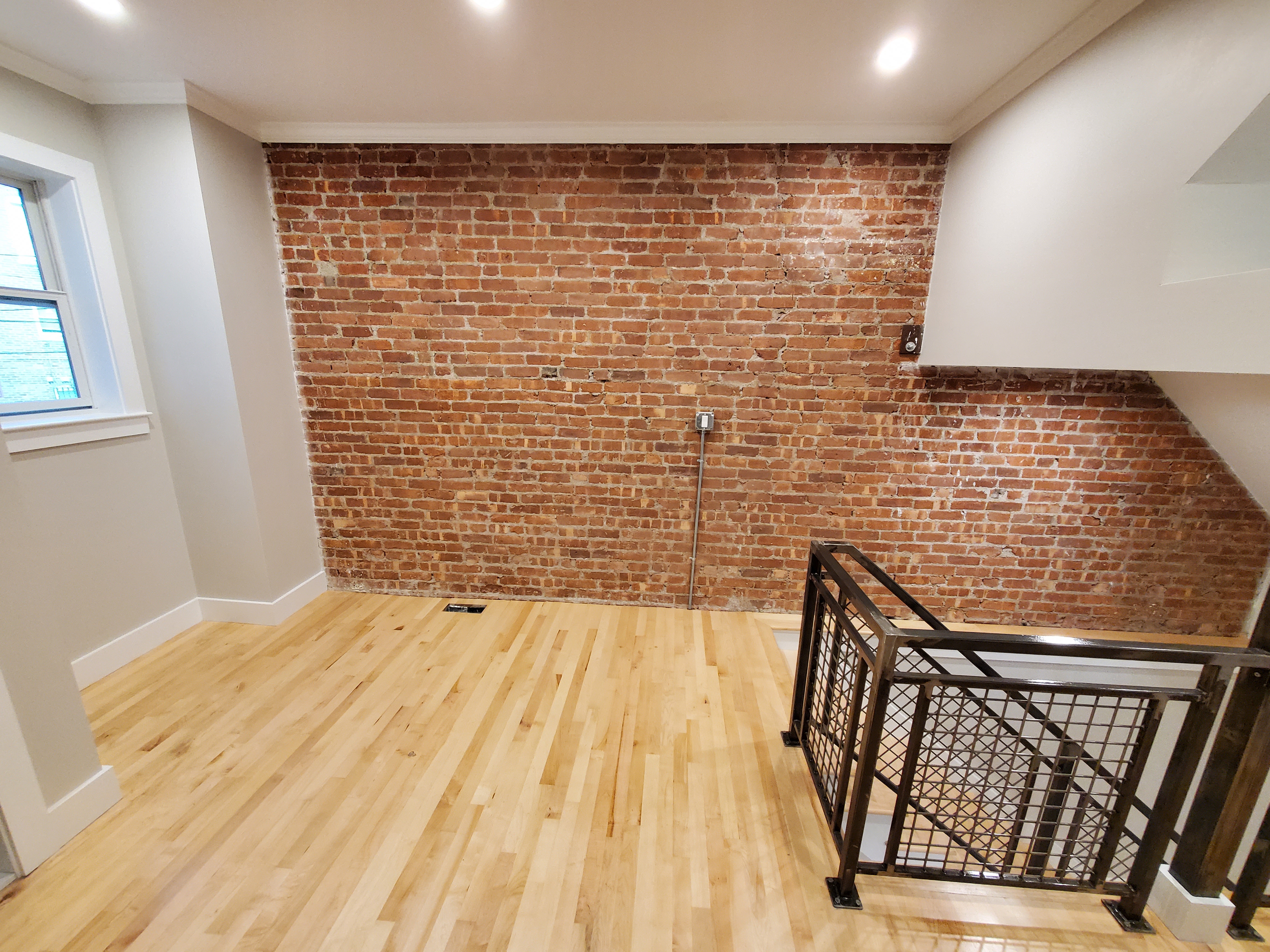 1741 Commonwealth Ave, Brighton