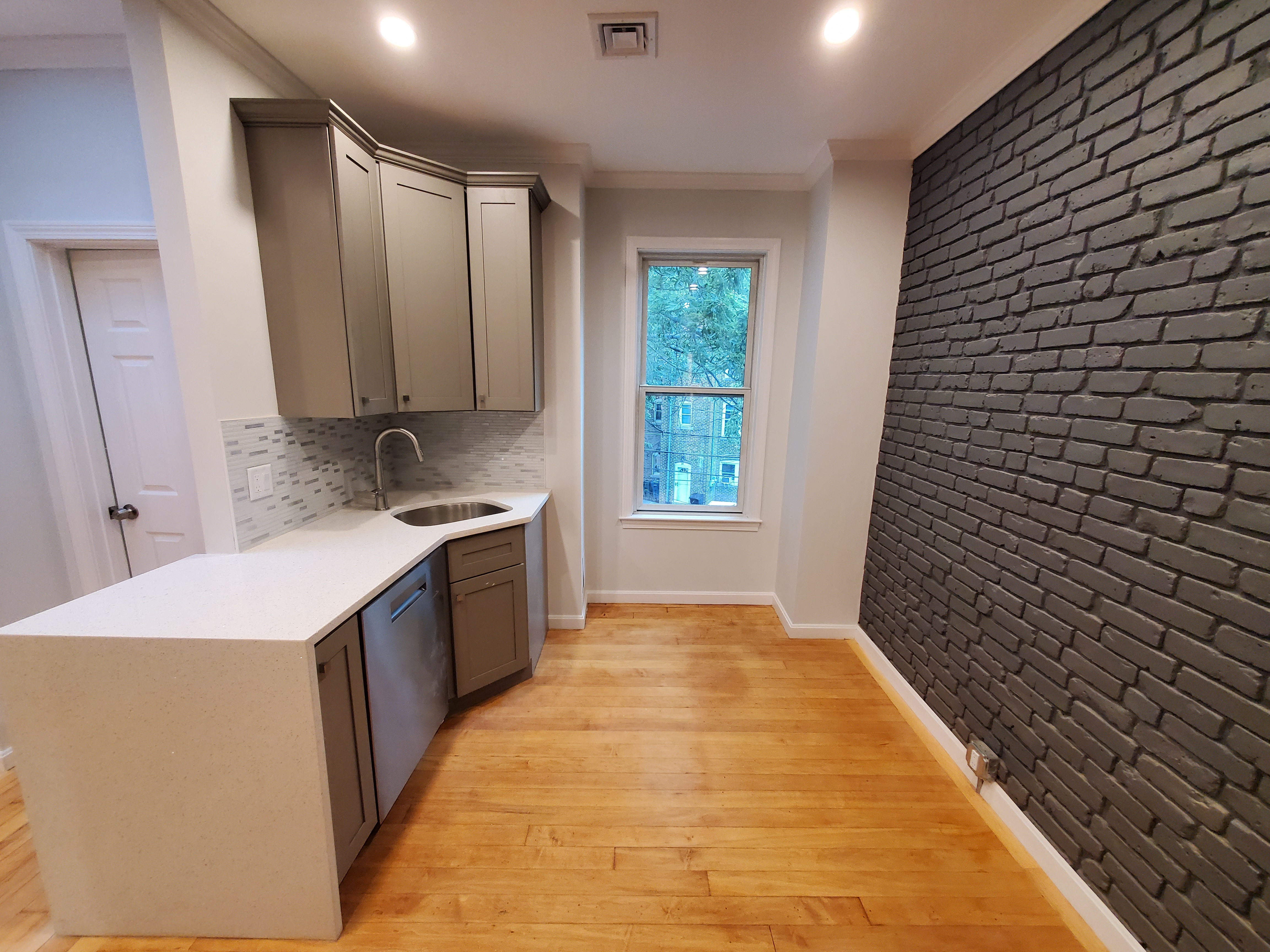 1741 Commonwealth Ave, Brighton