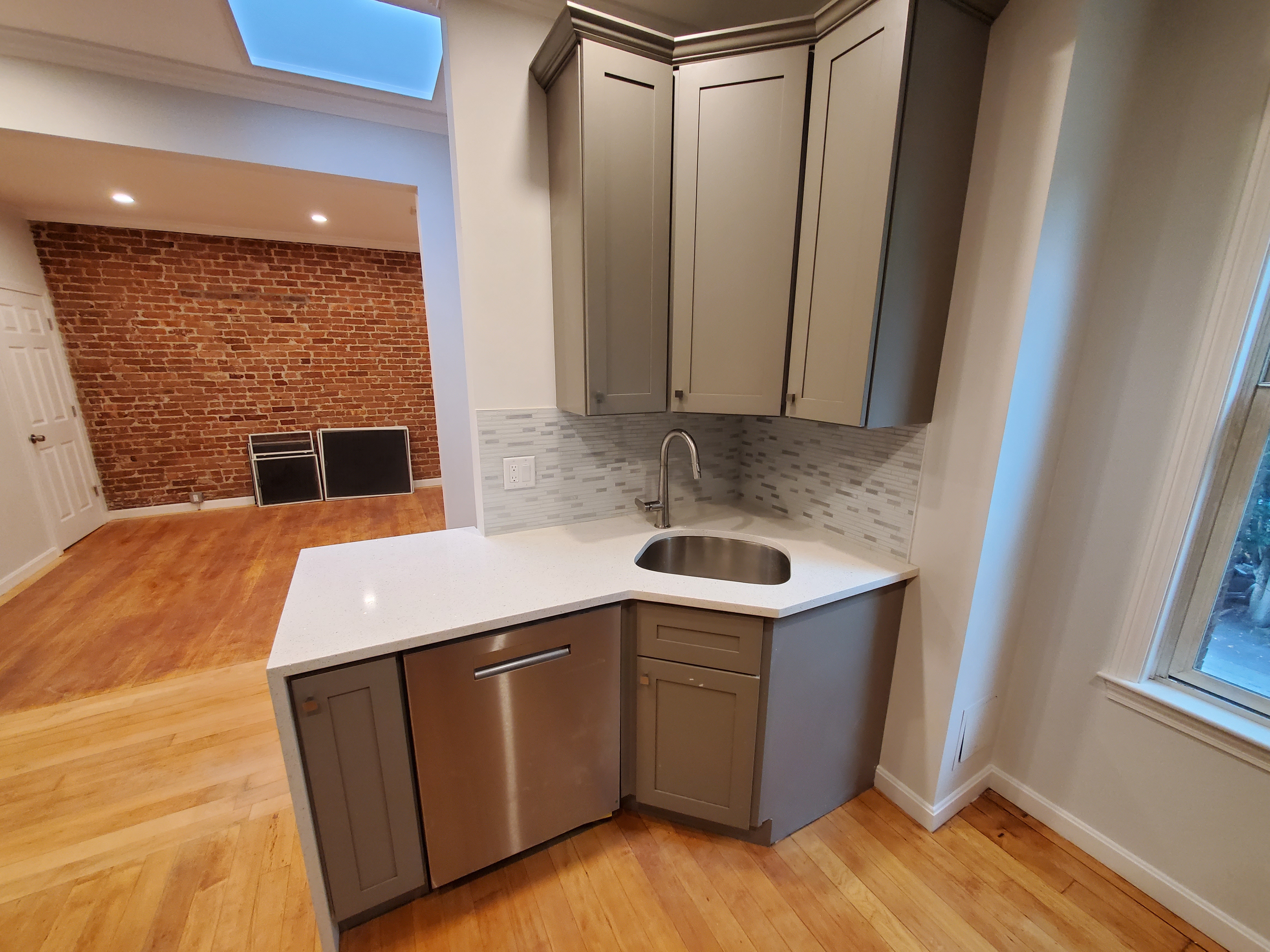 1741 Commonwealth Ave, Brighton