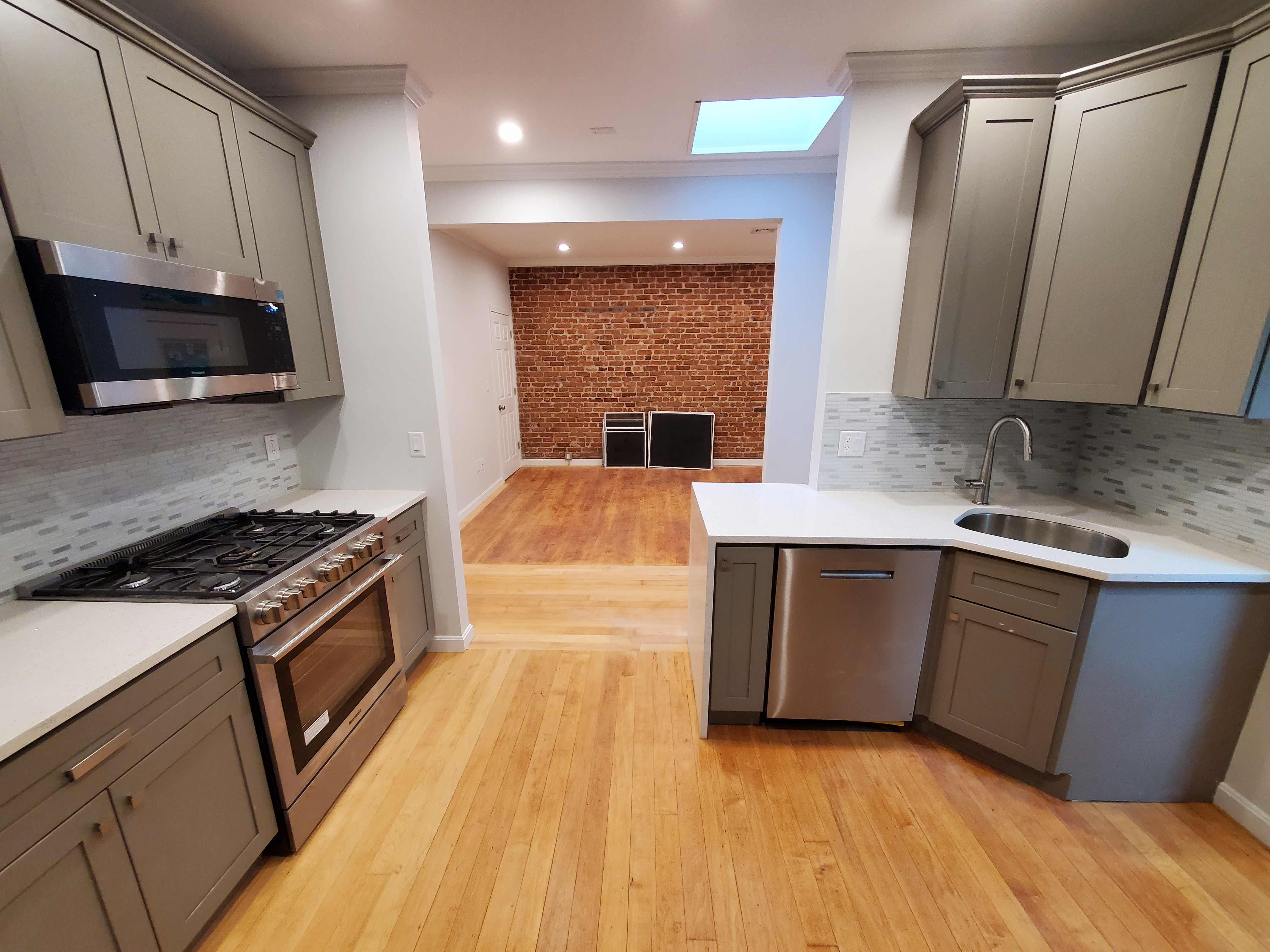 1741 Commonwealth Ave, Brighton