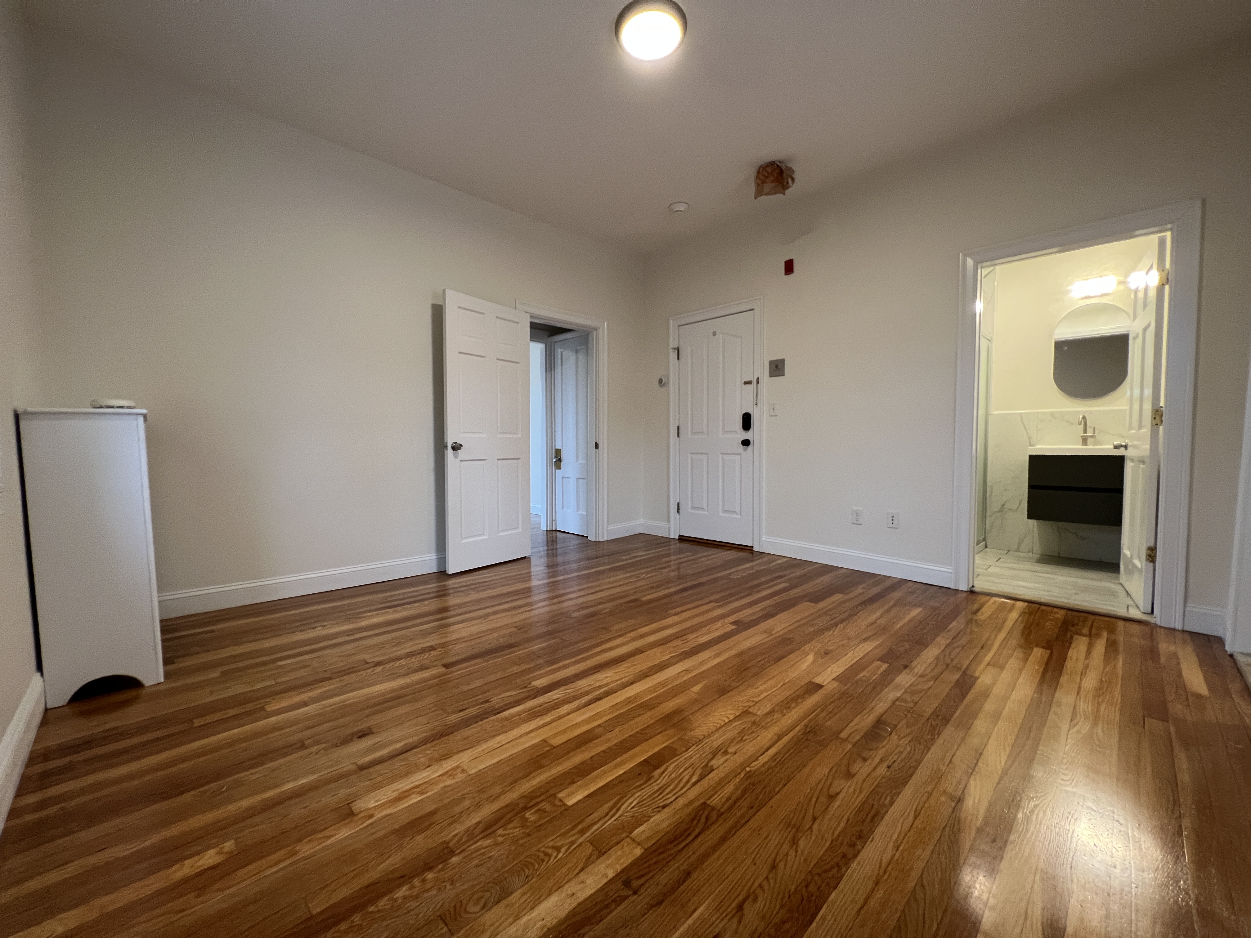 54 Walker St, Quincy