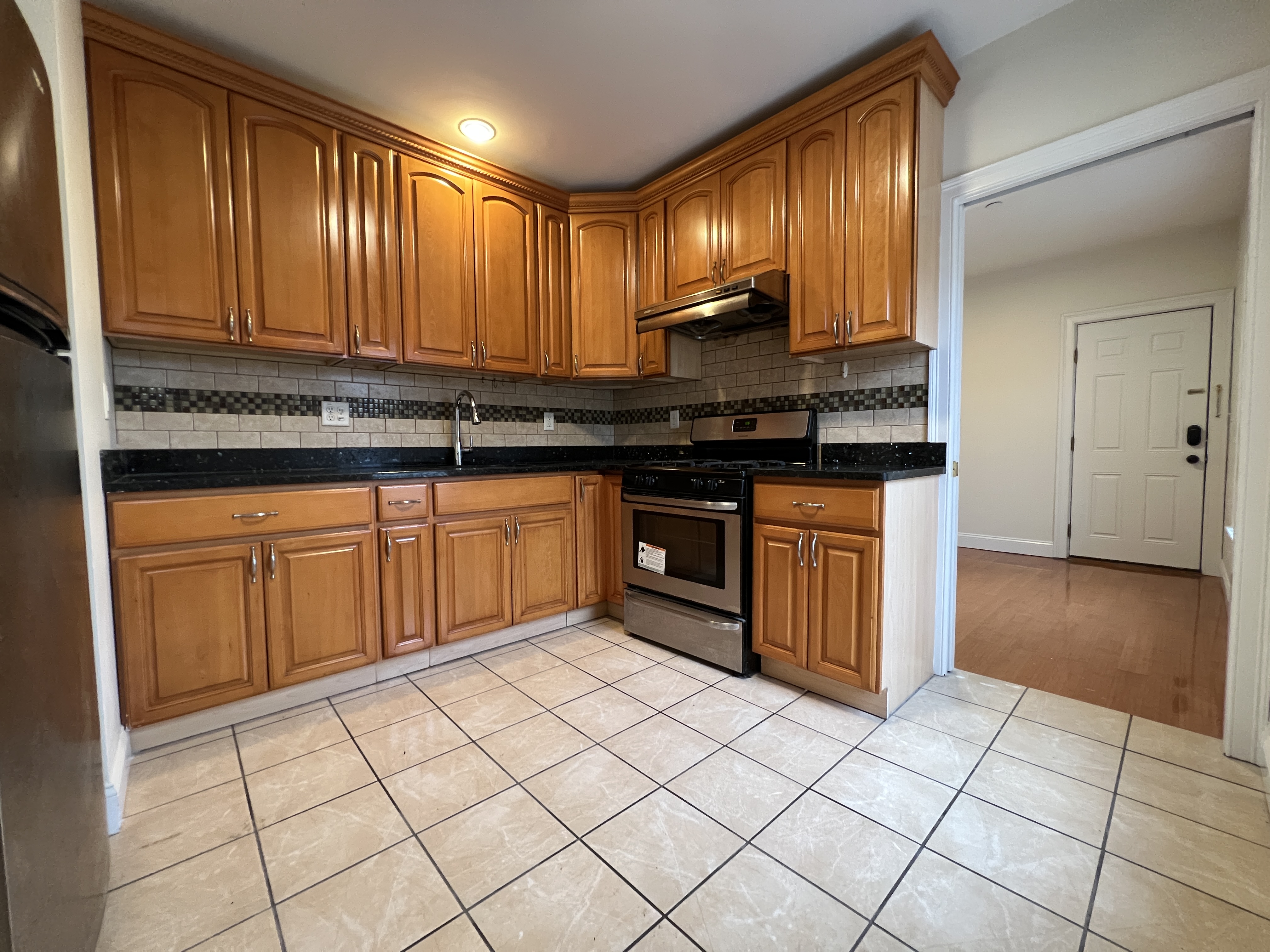54 Walker St, Quincy