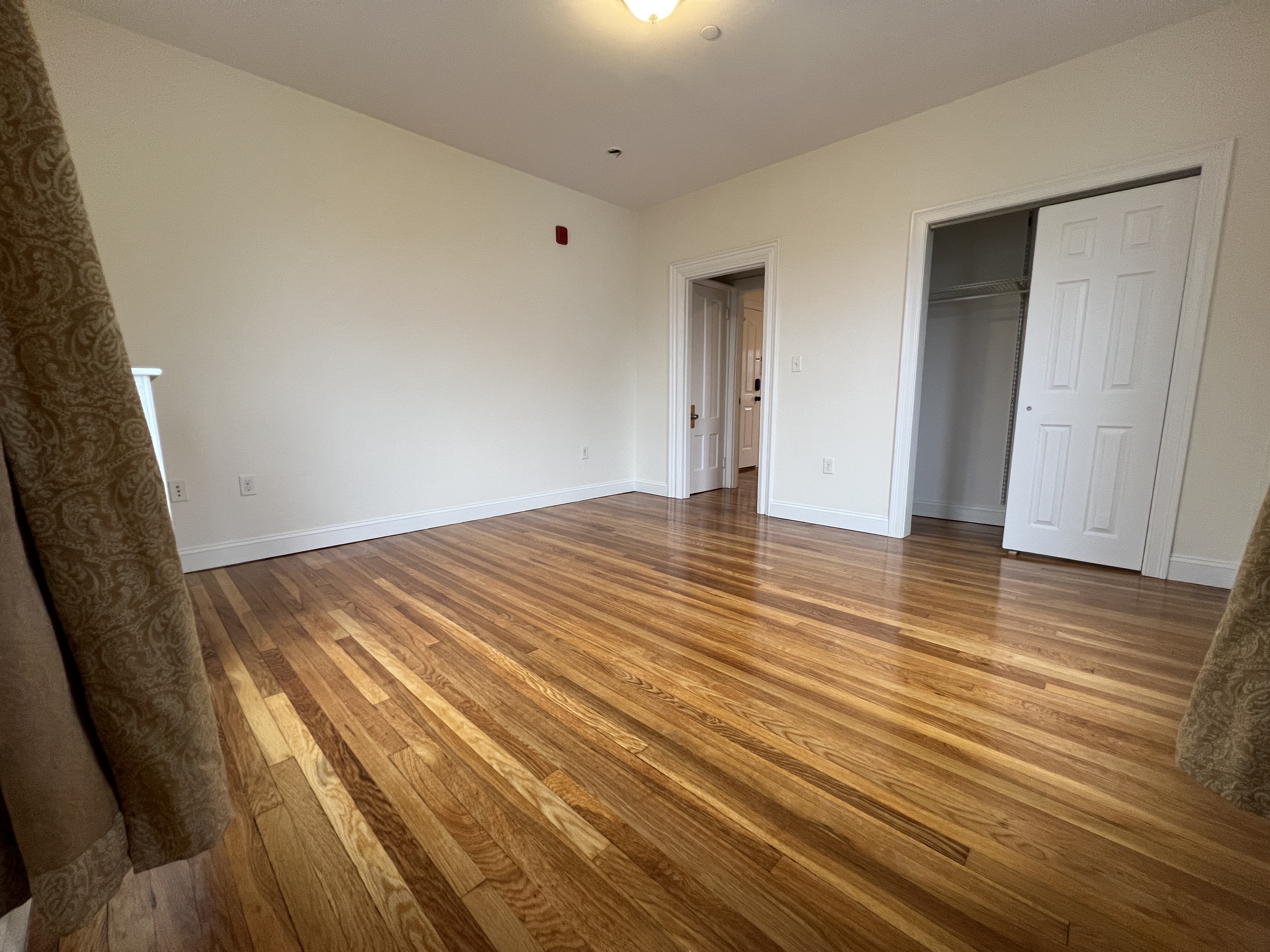 54 Walker St, Quincy