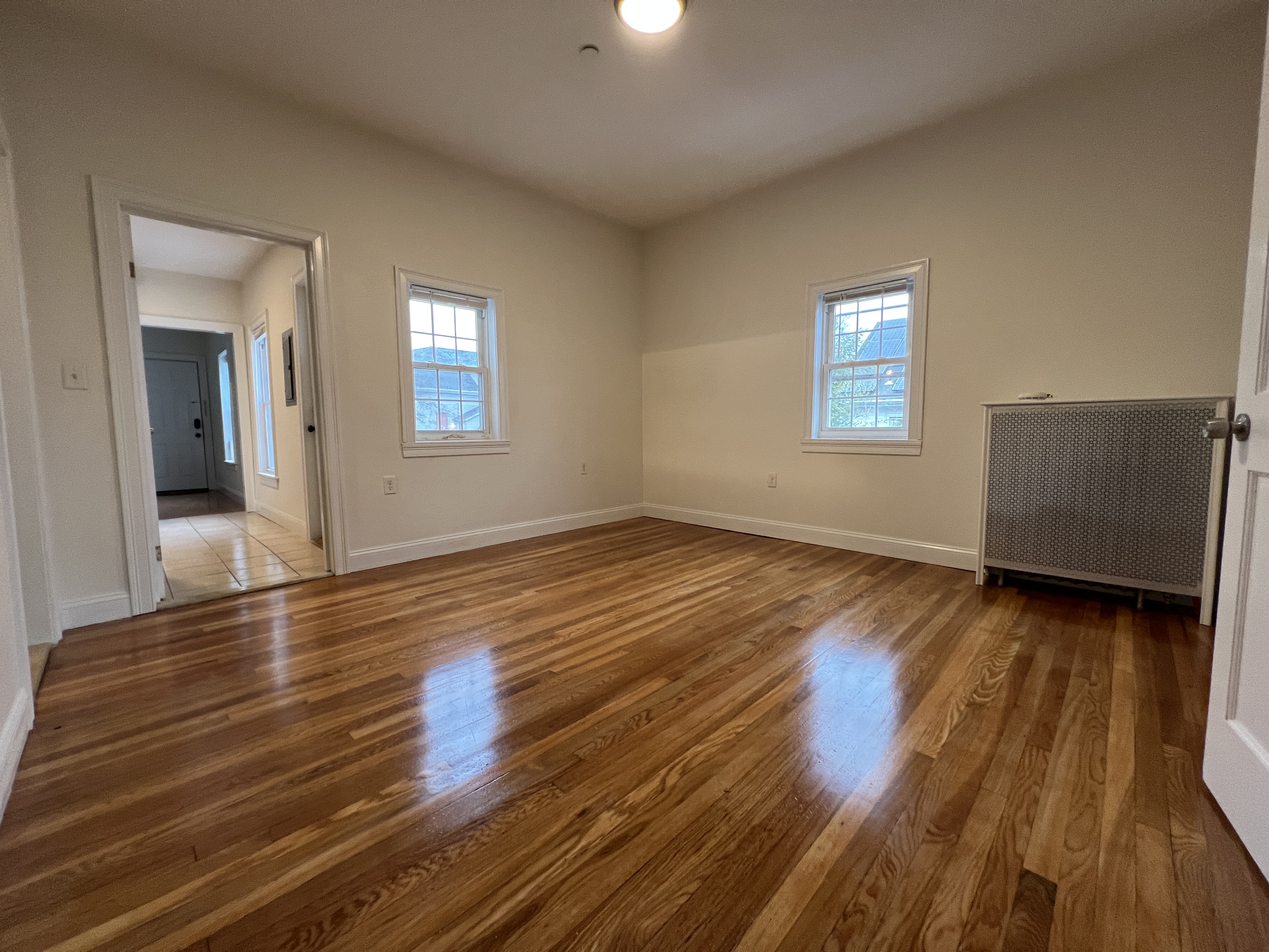 54 Walker St, Quincy