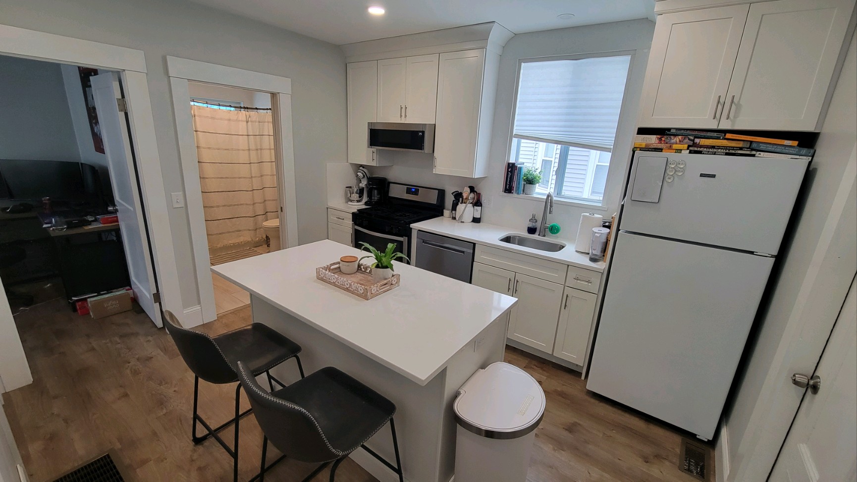 26 Rogers Ave, Davis Square