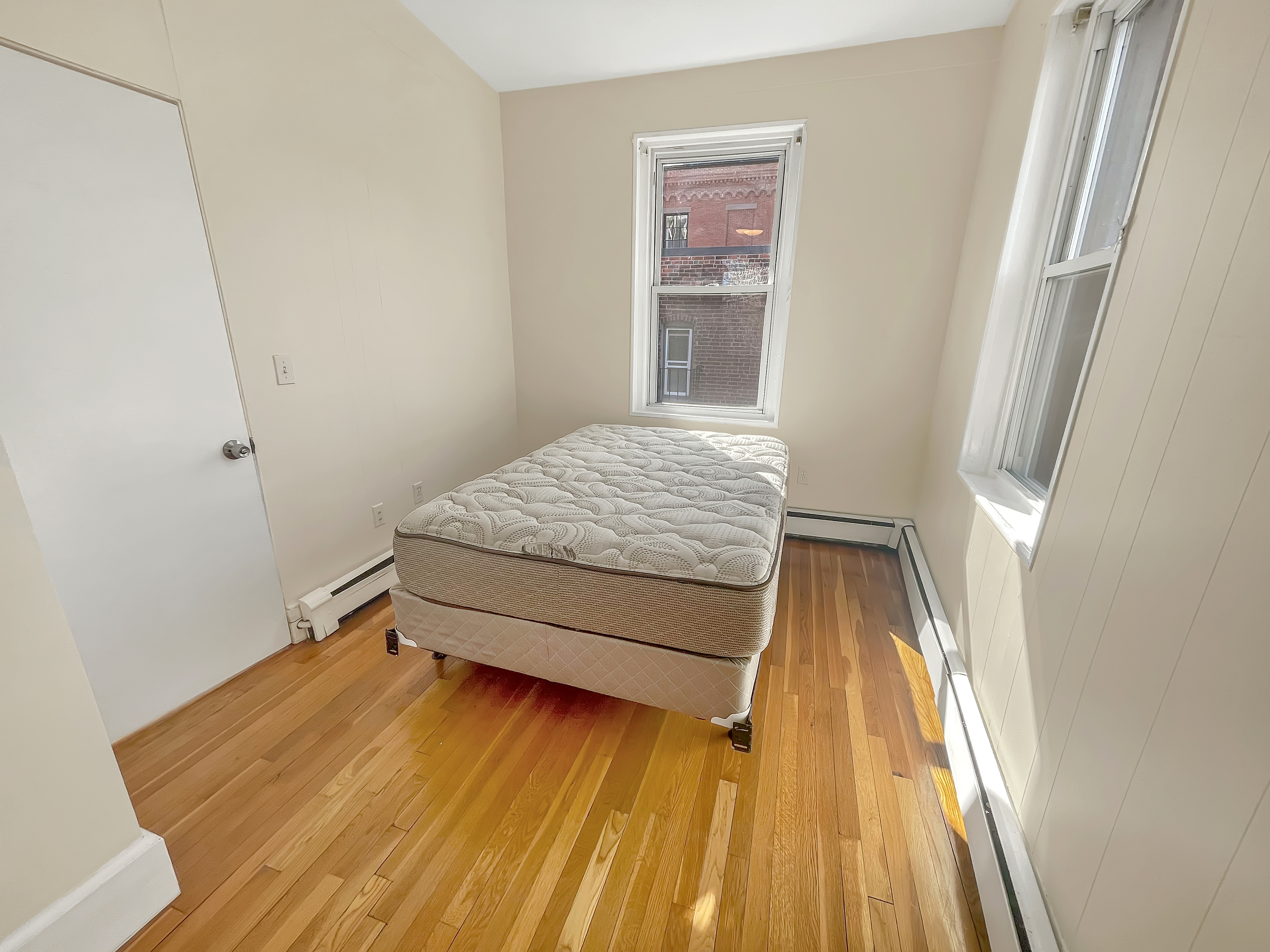 27 Phillips St, Beacon Hill