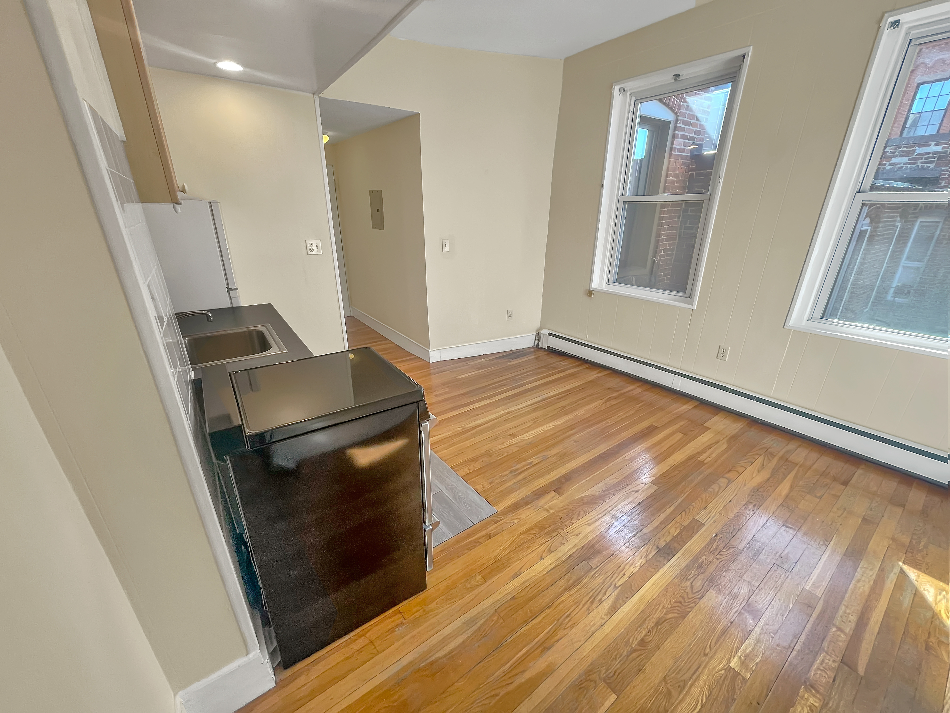 27 Phillips St, Beacon Hill