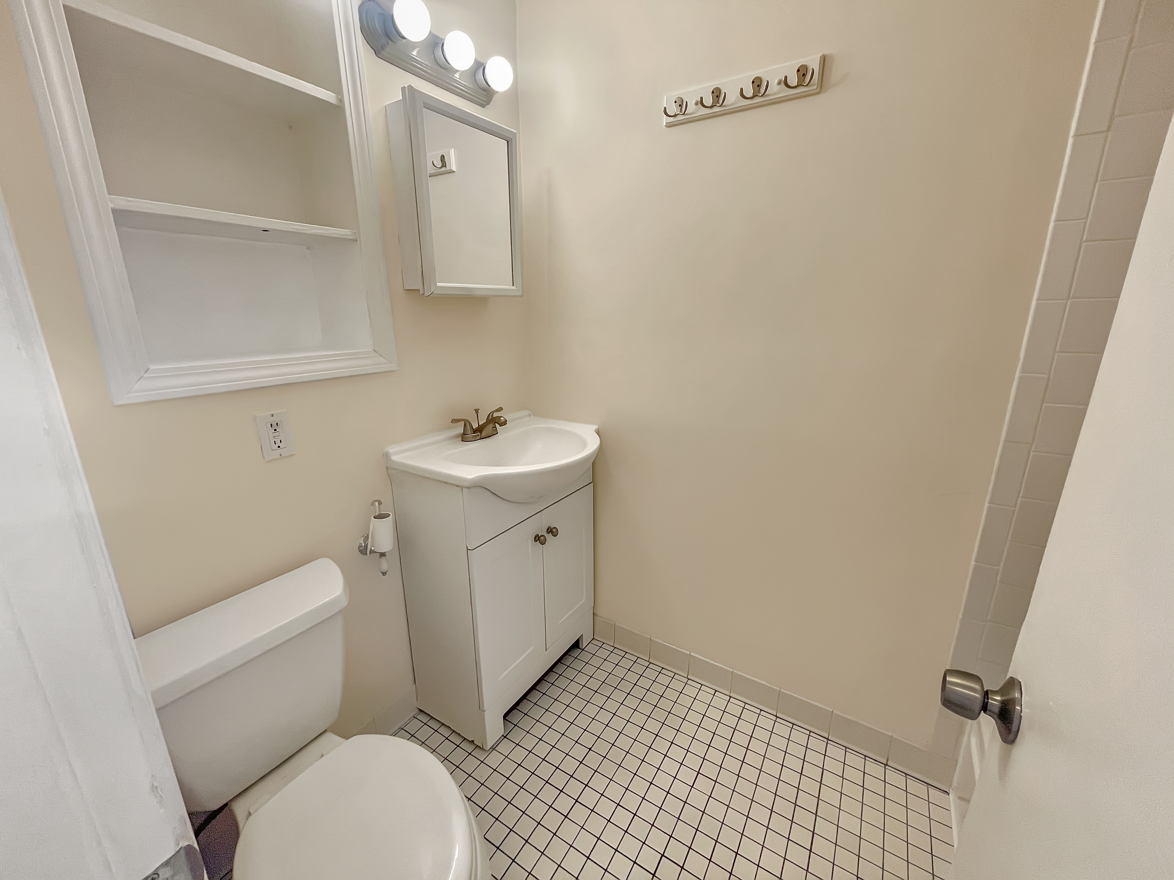 27 Phillips St, Beacon Hill